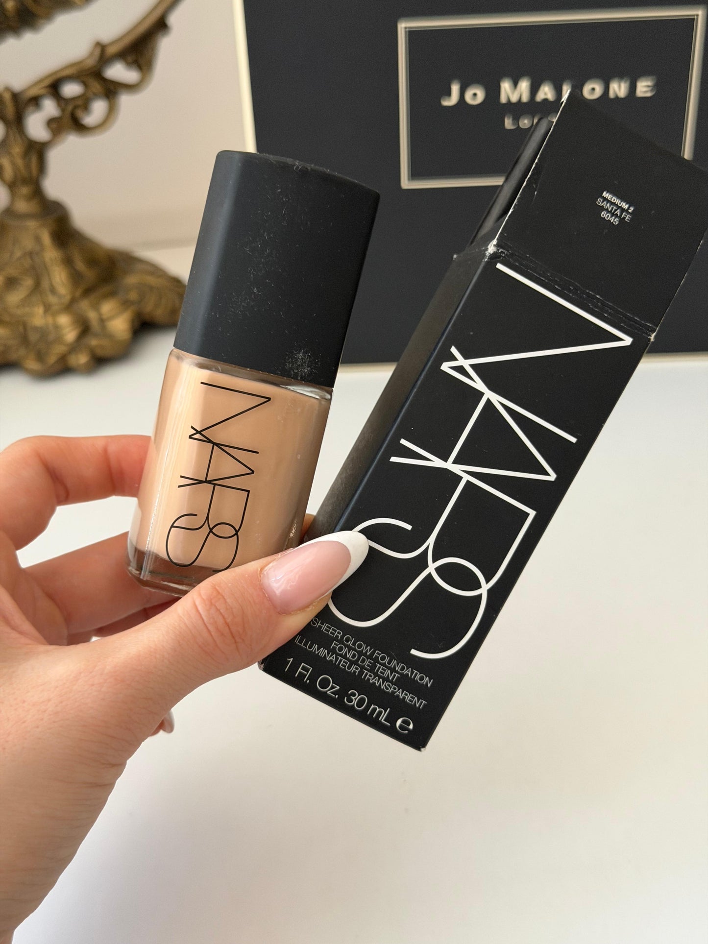 NARS Sheer Glow Foundation - Santa Fe