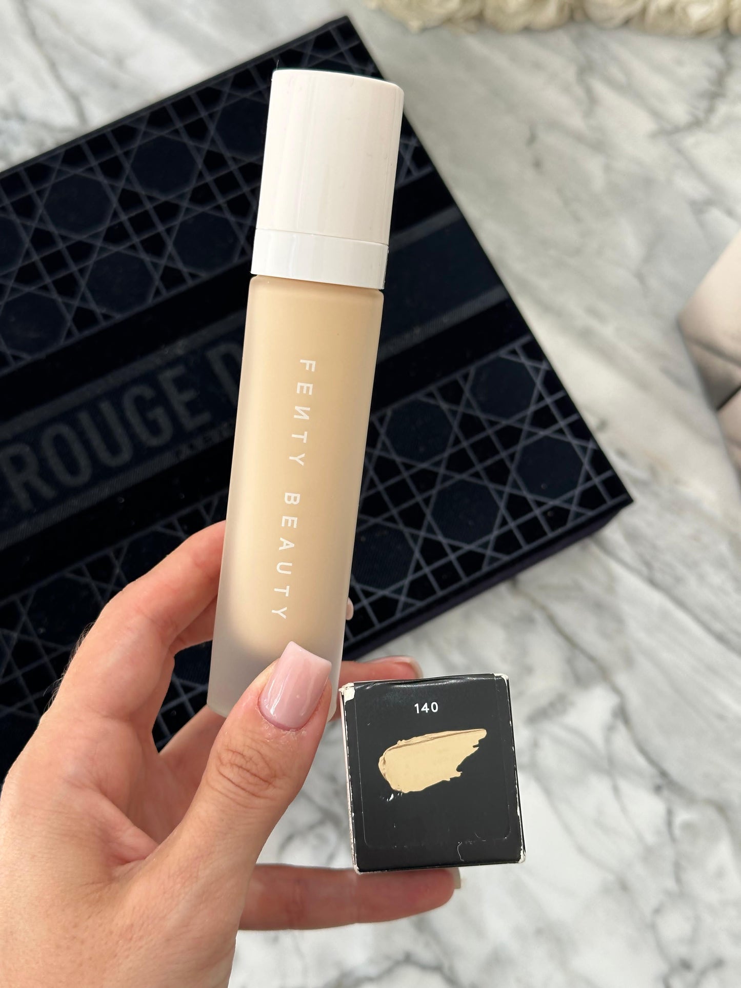 FENTY BEAUTY Pro Filt'r Soft Matte Longwear Foundation (140)
