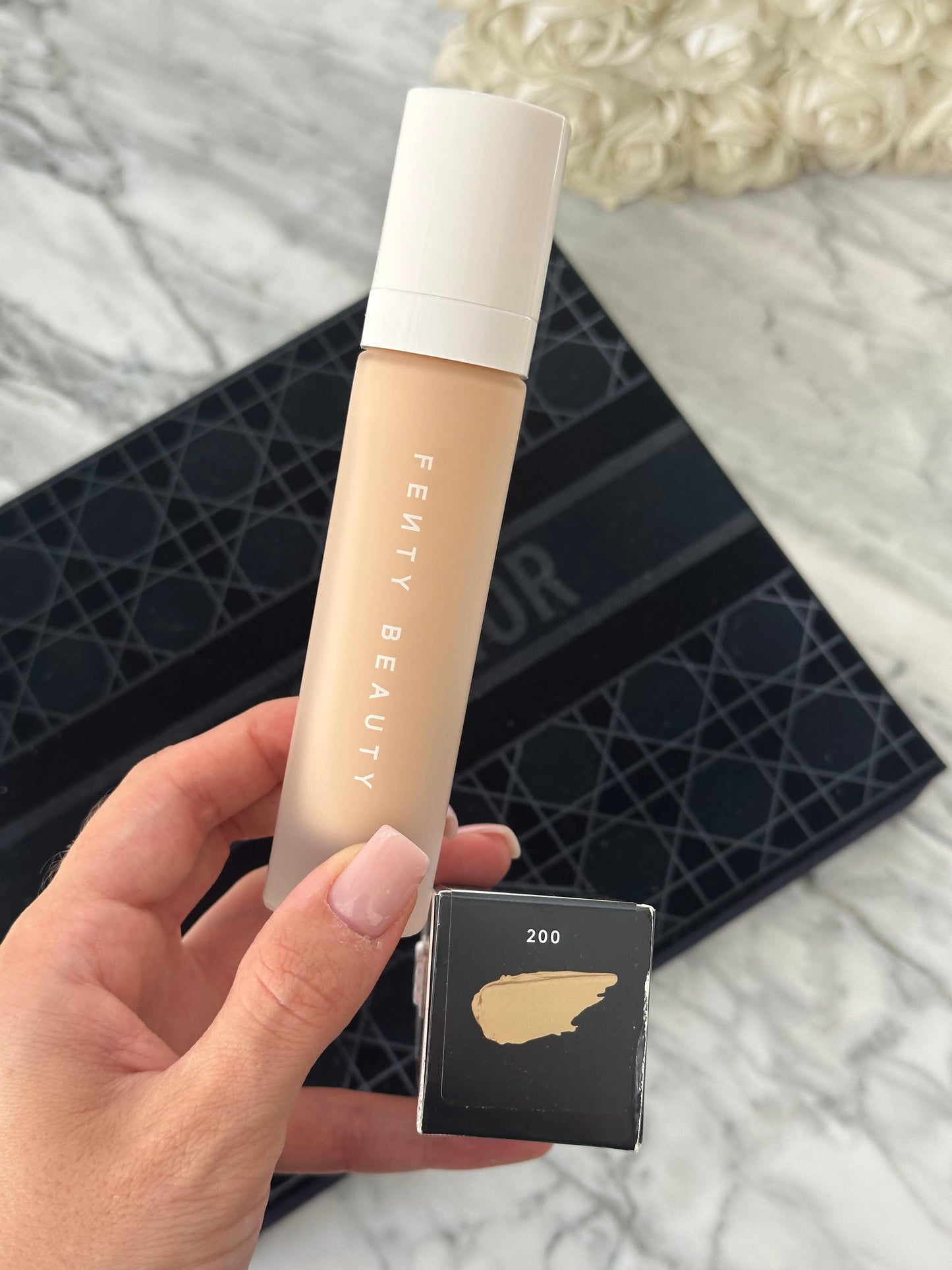 FENTY BEAUTY Pro Filt'r Soft Matte Longwear Foundation (200)