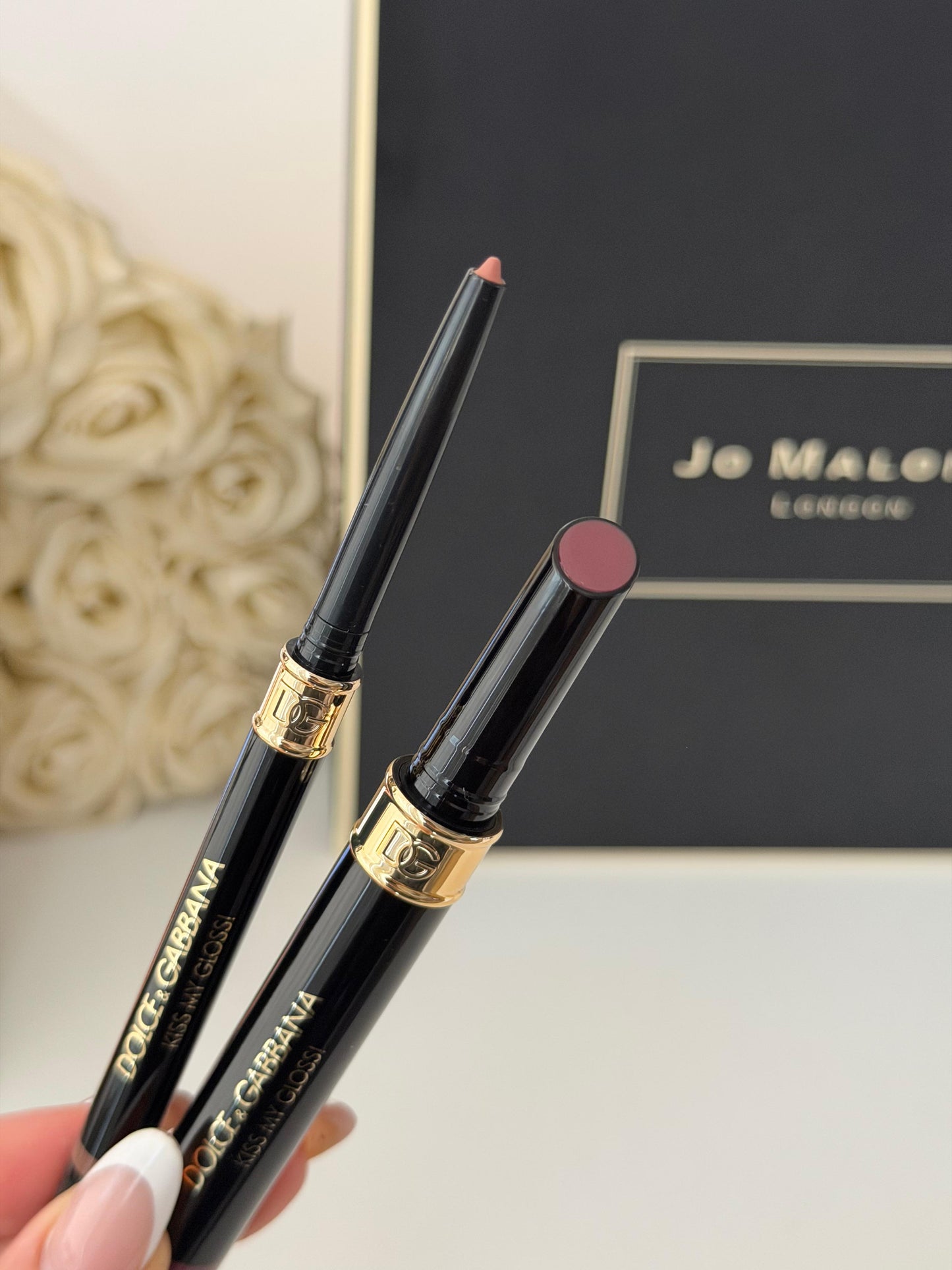 DOLCE&GABBANA Kiss My Gloss!
4D Gloss Stick & Lip Liner Duo (02)