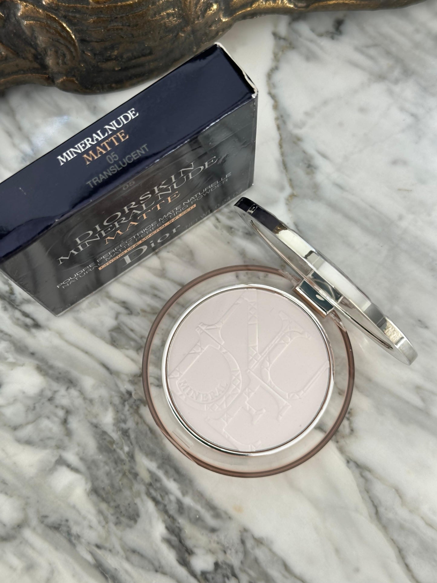 DIOR Diorskin Mineral Nude Matte
Natural Matte Perfecting Powder