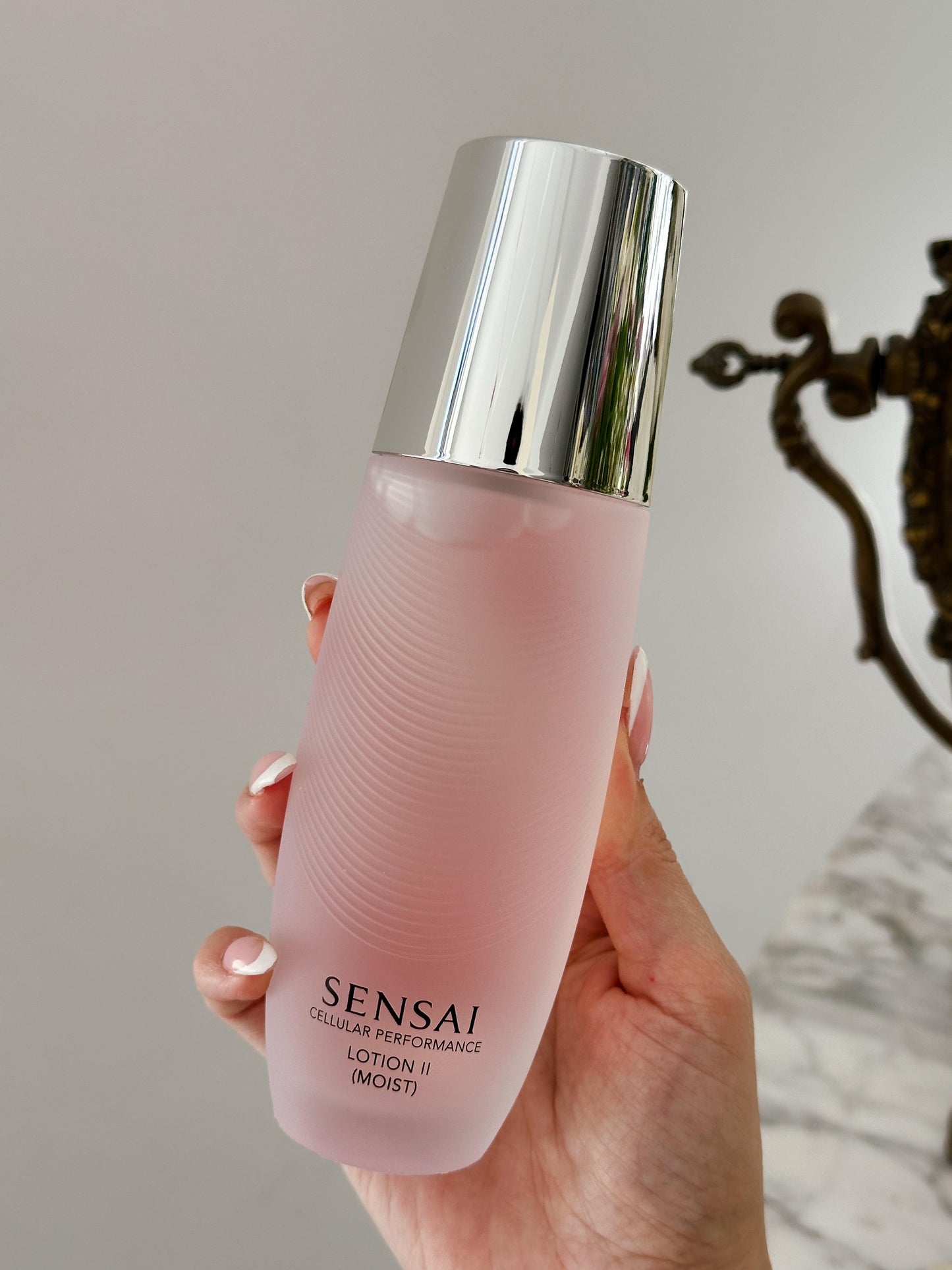 SENSAI Cellular Performance
Lotion II (Moist)