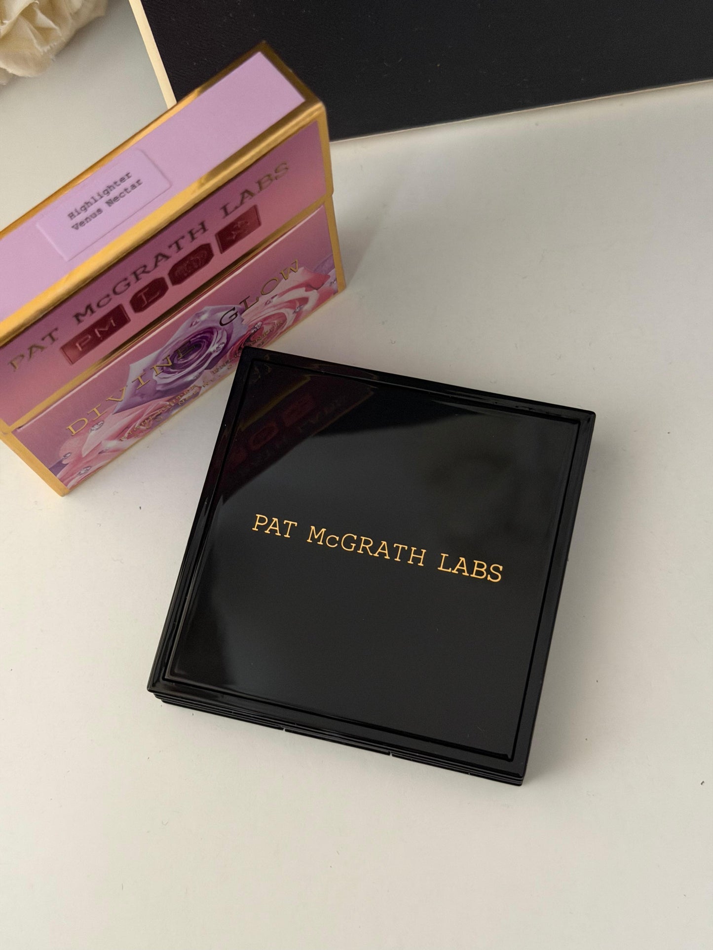 PAT McGRATH LABS Divine Glow Highlighter - Bronze Mirage