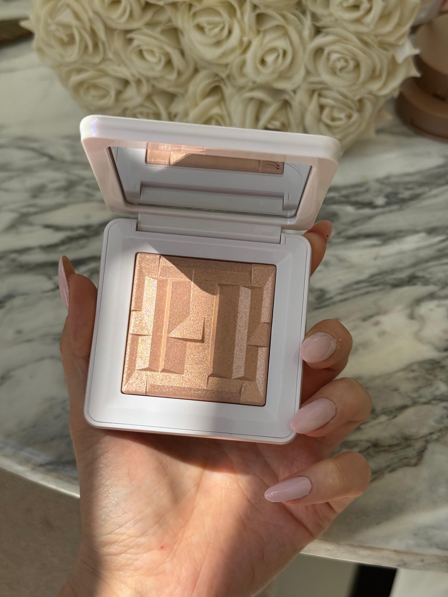 HAUS LABS By Lady Gaga
Bio-Radiant™ Gel-Powder Highlighter - Peach Quartz