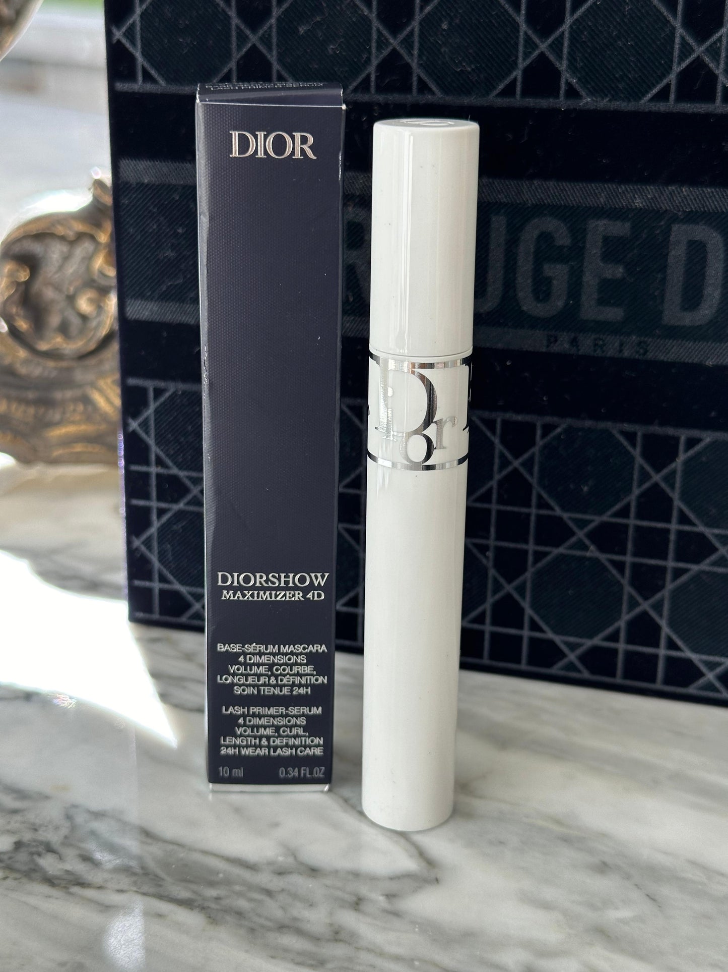 DIOR Diorshow Maximizer 4D
Lash Primer-Serum - Volume, Length, Curl and Definition - 24h Wear