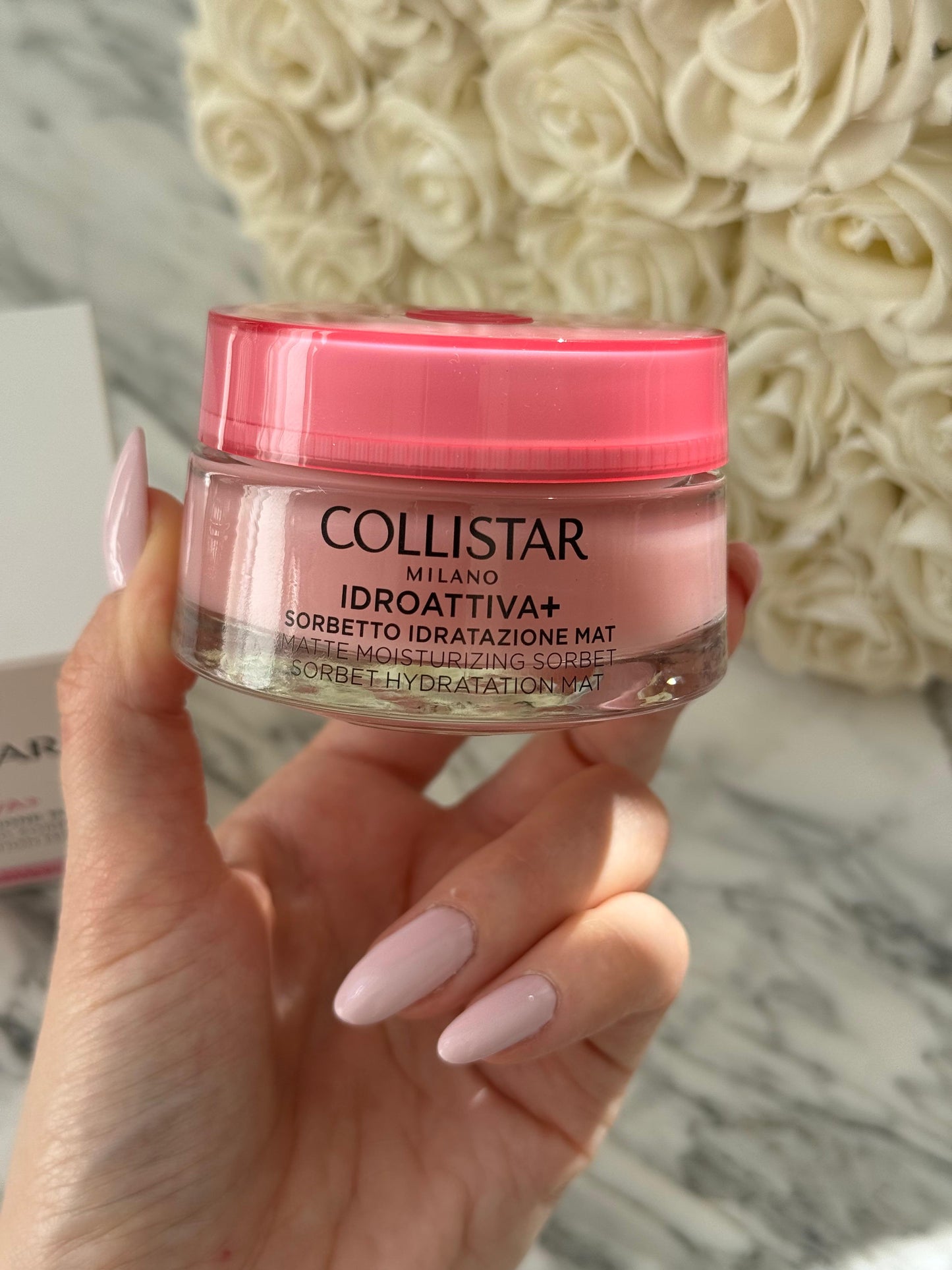 COLLISTAR Idroattiva+ Matte Moisturizing Sorbet
Ideal For Combination To Oily Skin