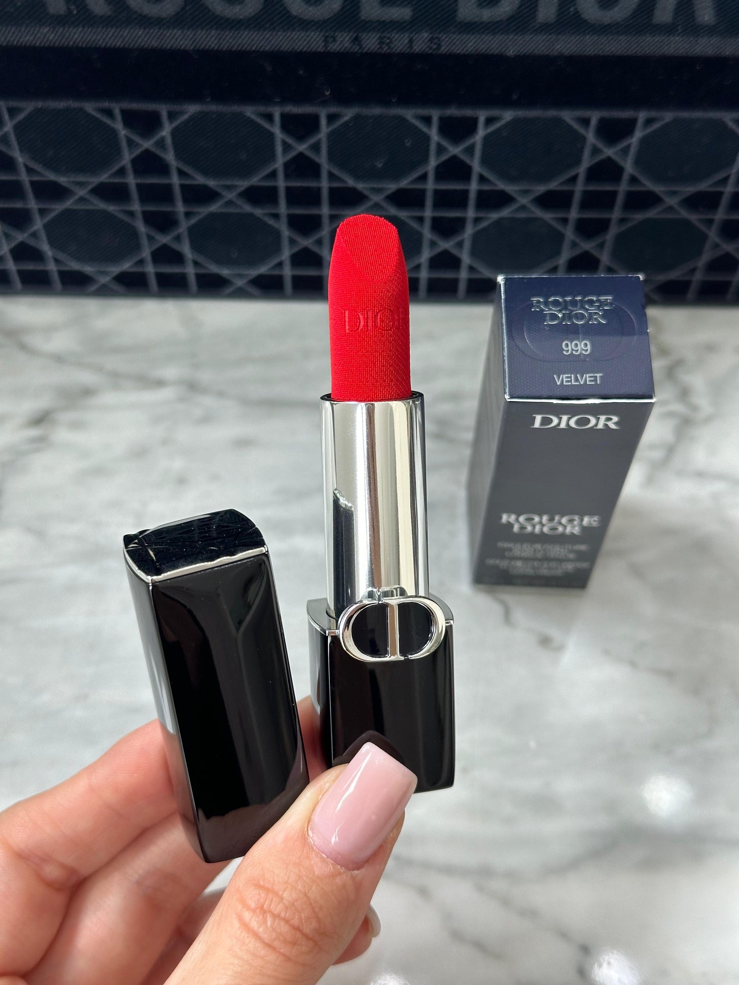 DIOR Rouge (New)
Lipstick Satin, Matte, Velvet Hydrating Floral Lip Care - Long Wear