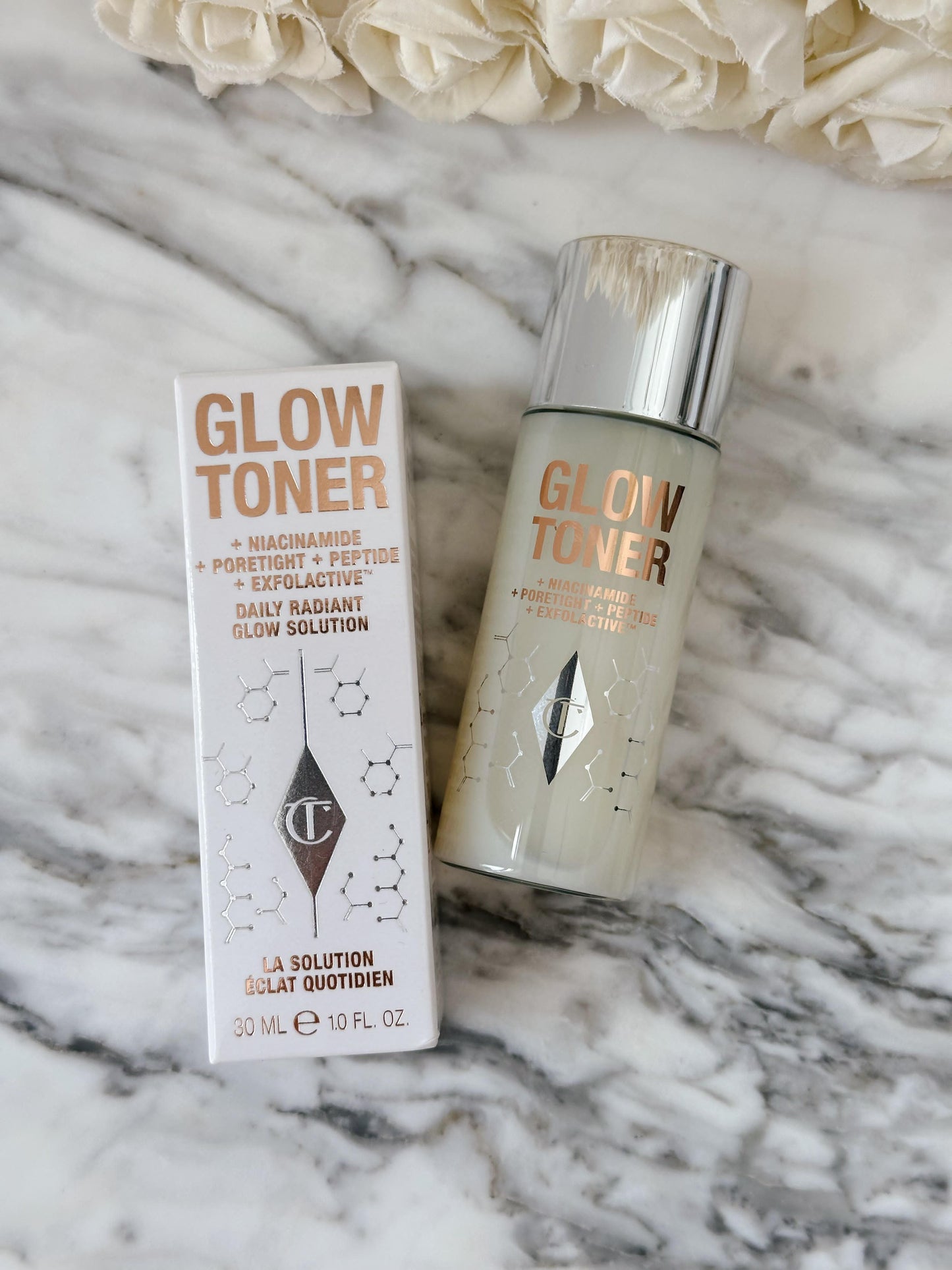 CHARLOTTE TILBURY
Daily Glow Toner with Niacinamide