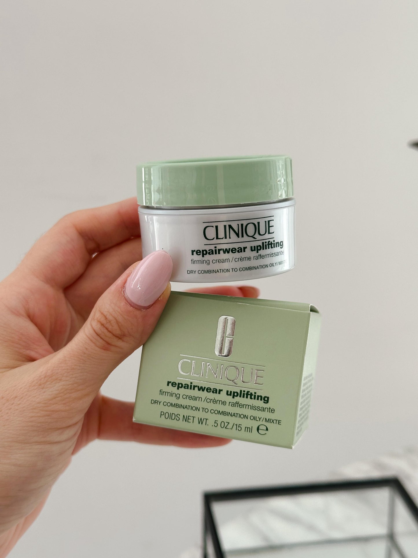 CLINIQUE Repairwear Uplifting Firming Cream