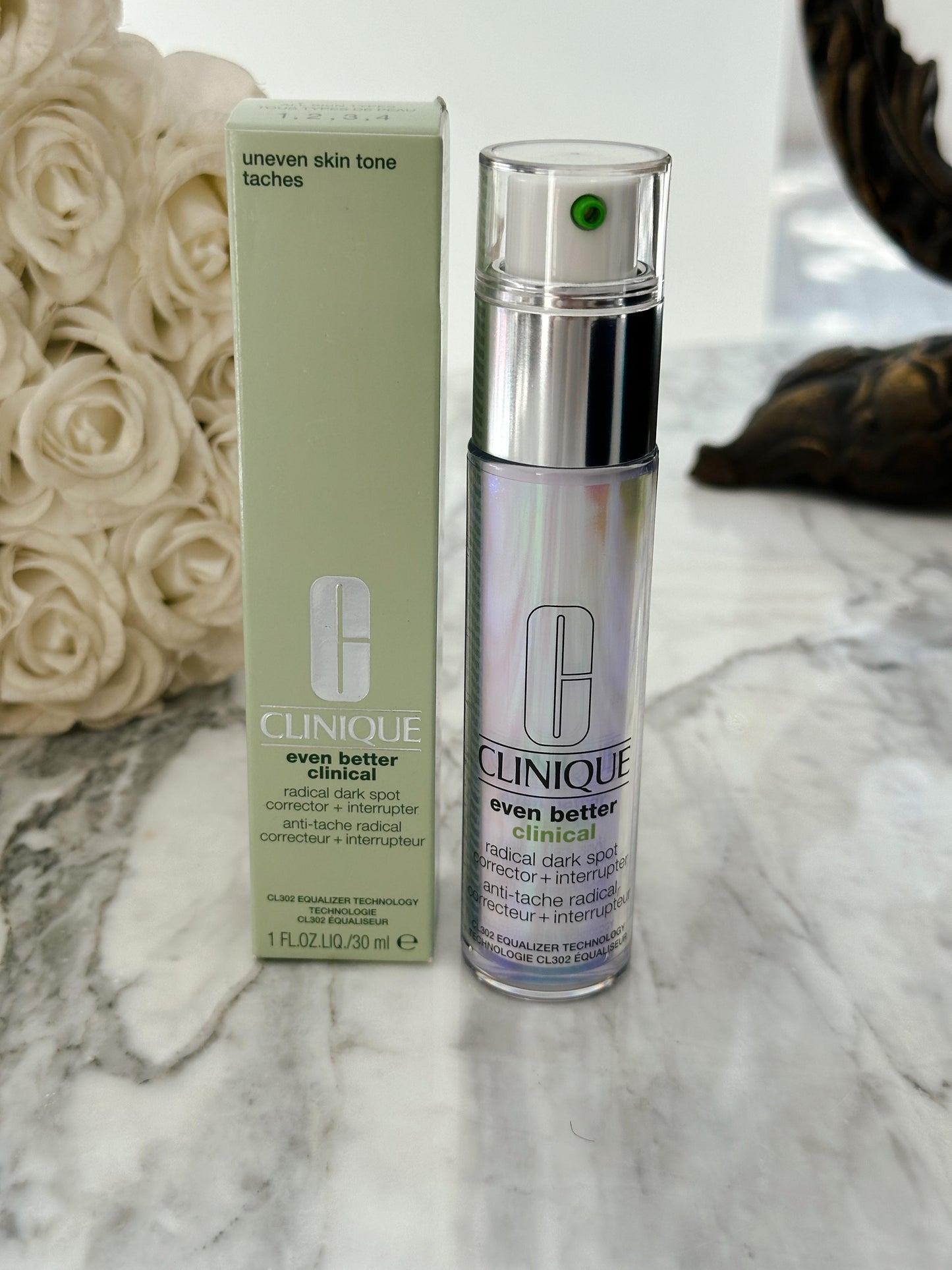 CLINIQUE Even Better Clinical™ Radical Dark Spot Corrector + Interrupter - All Skin Types