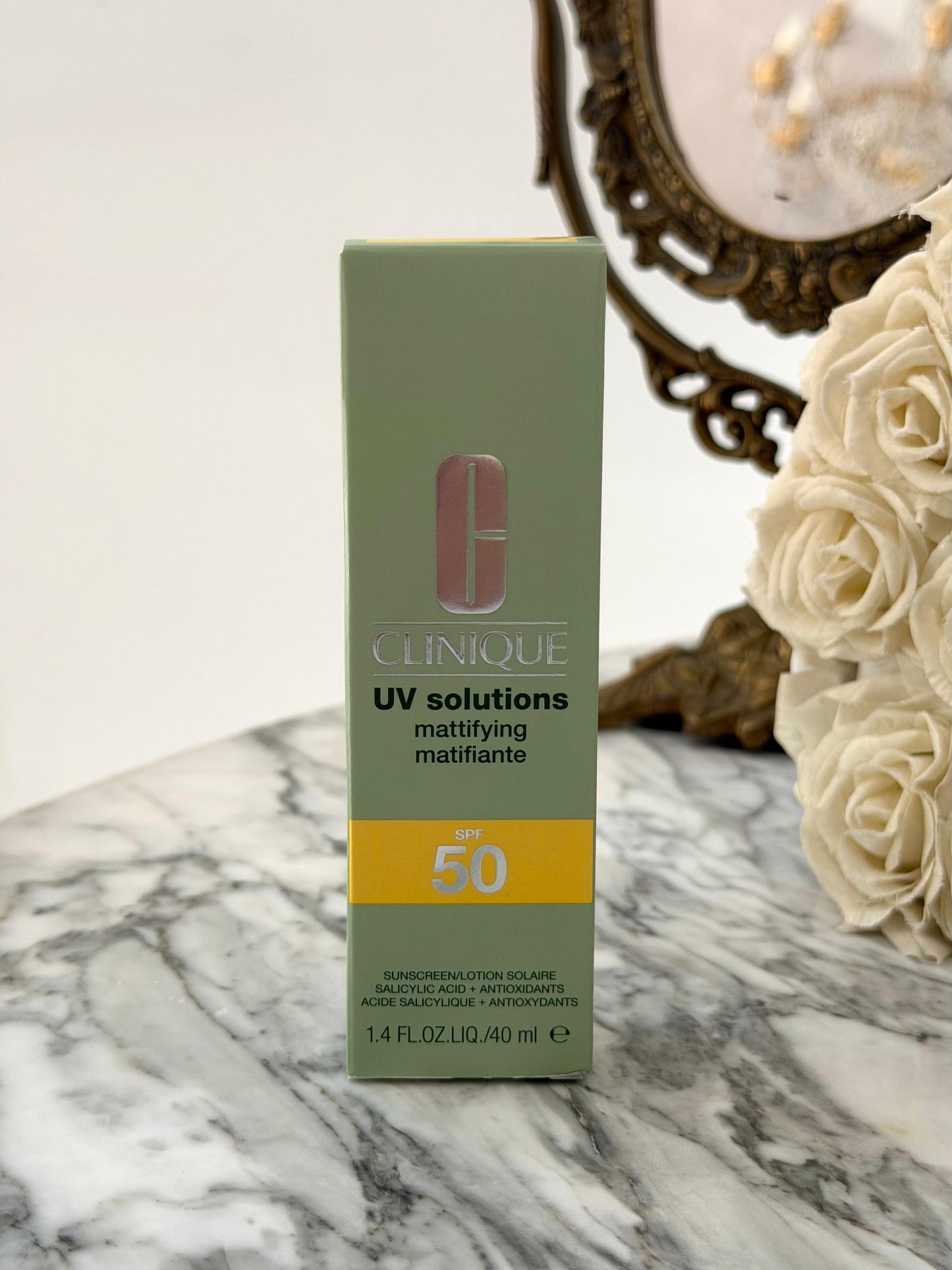 CLINIQUE UV Solutions Mattifying Sunscreen Broad Spectrum SPF50/PA++++