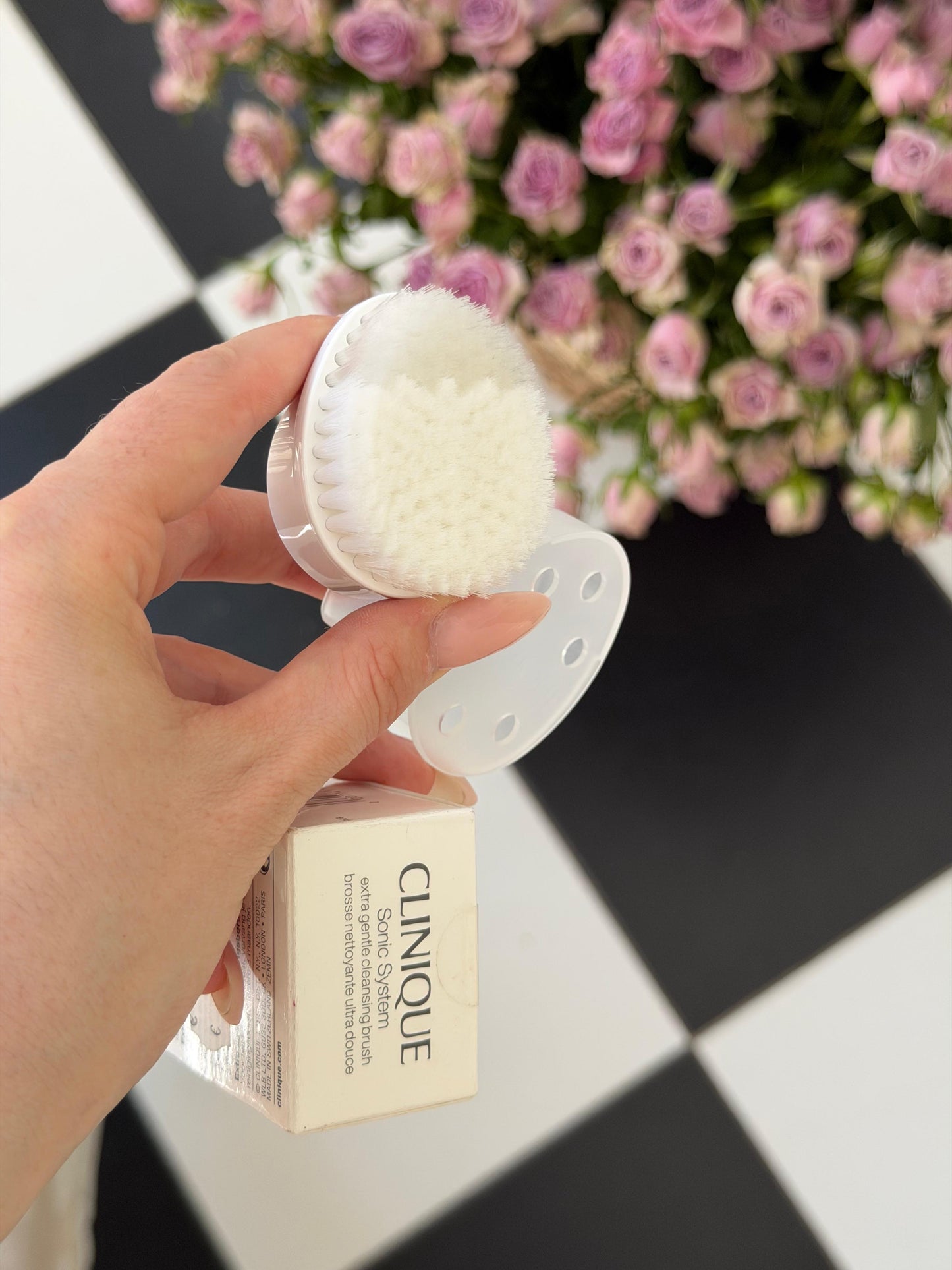CLINIQUE Sonic System Extra Gentle Cleansing Brush