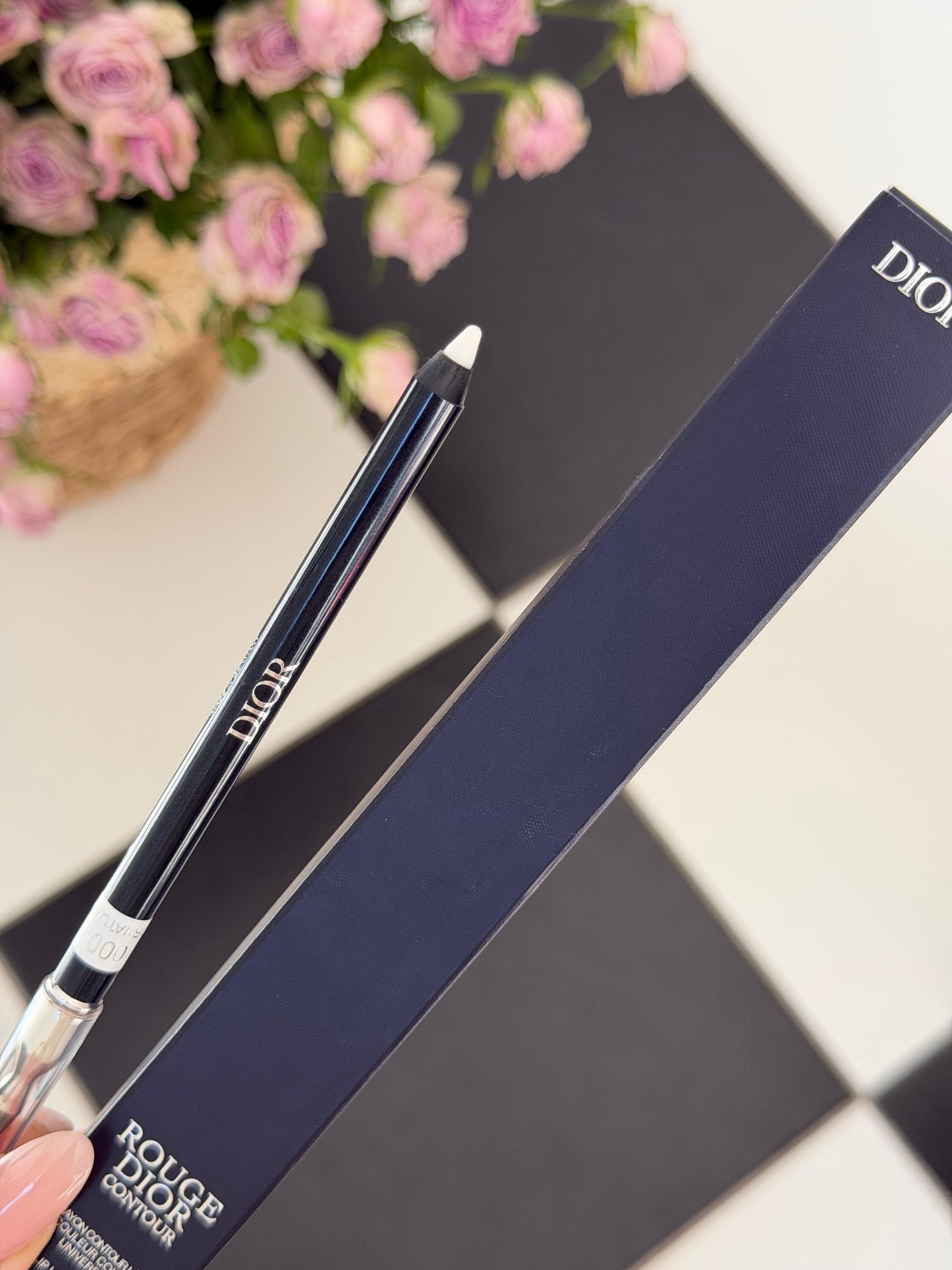 DIOR Rouge Dior Contour Lip Liner (000)
No-Transfer - Comfort and Long Wear