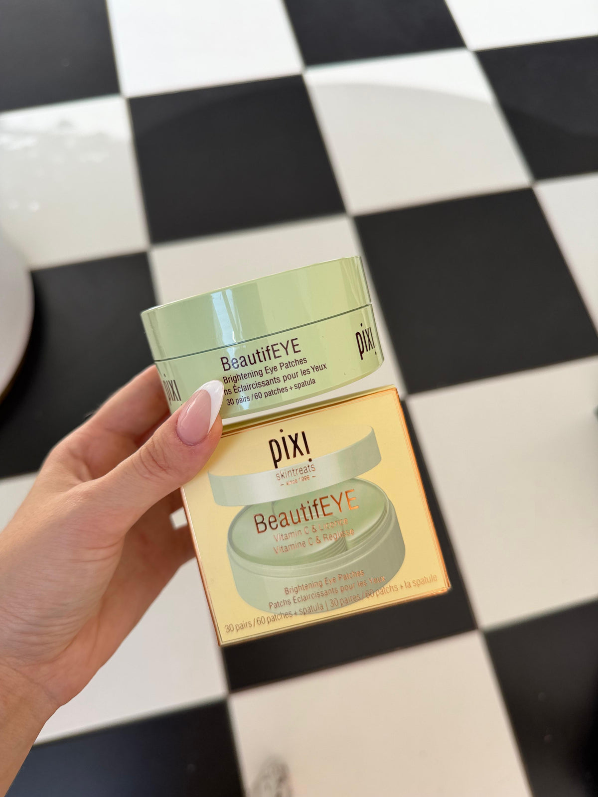 PIXI Beautifeye
Vitamin C & Licorice
Brightening Eye Patches