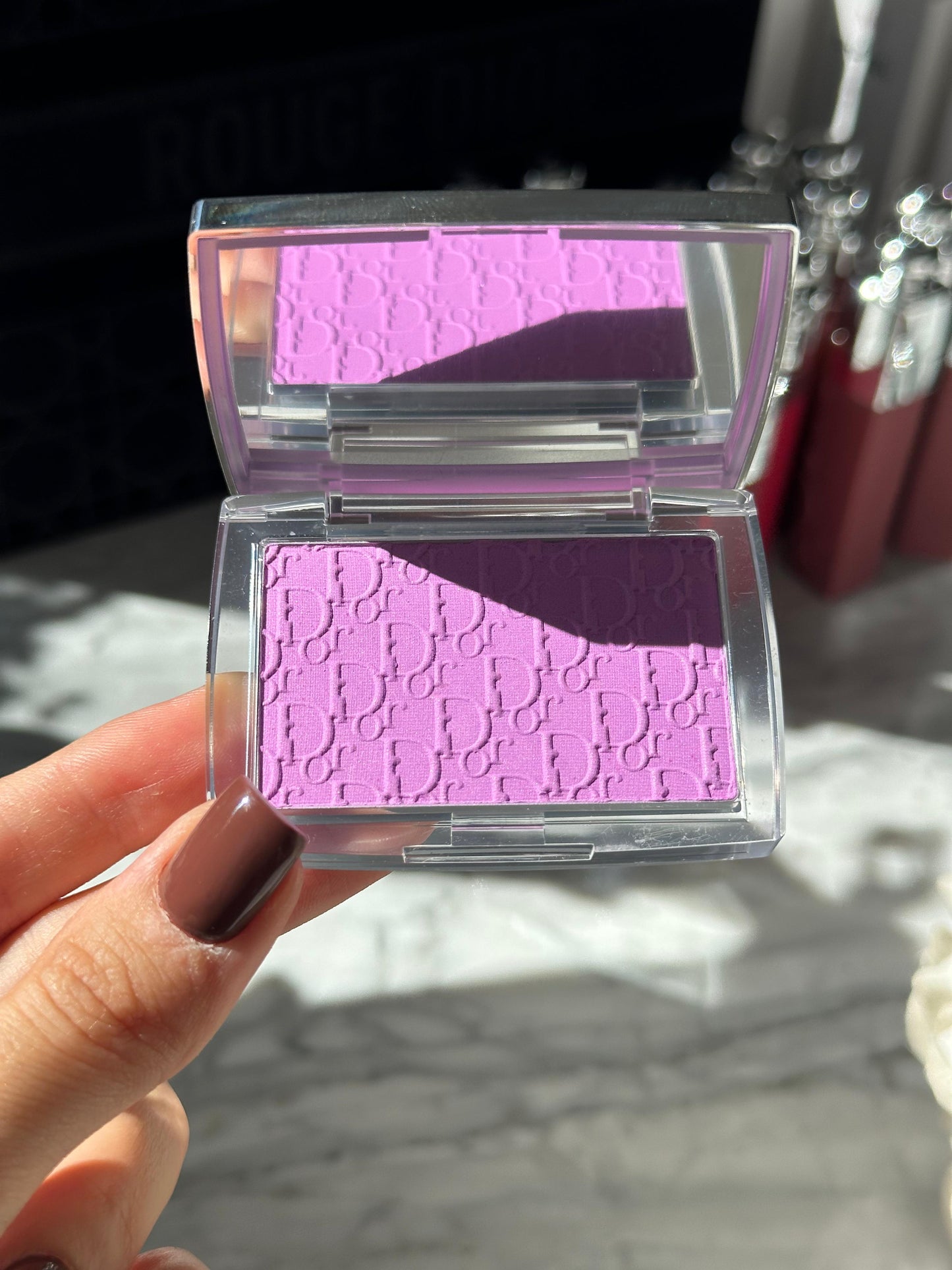 DIOR Rosy Glow 063 Pink Lilac
Color-Awakening Blush - Natural Healthy Glow Effect (Pa kuti)