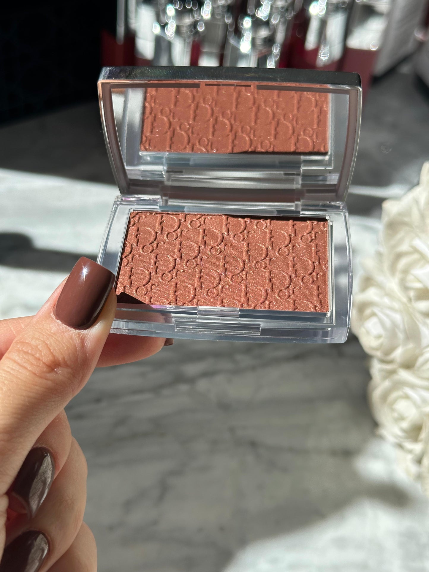 DIOR Rosy Glow (062 Bronzed Glow)
Color-Awakening Blush - Natural Healthy Glow Effect