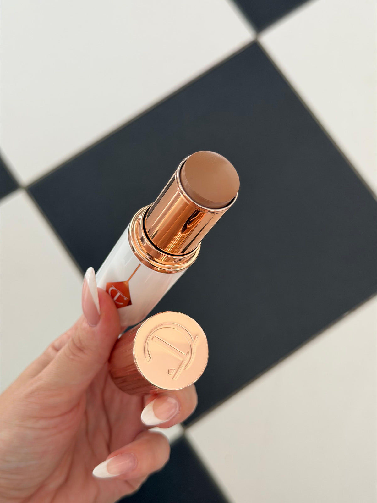 CHARLOTTE TILBURY Unreal Skin Sheer Glow Tint - Hydrating Foundation Stick (9)