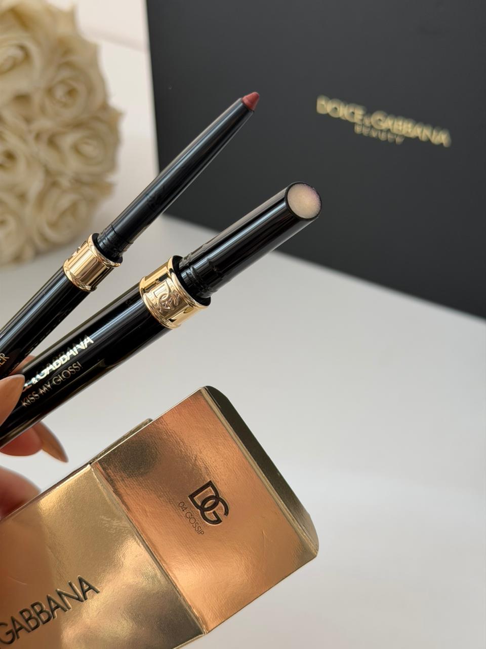 DOLCE&GABBANA Kiss My Gloss!
4D Gloss Stick & Lip Liner Duo (04)