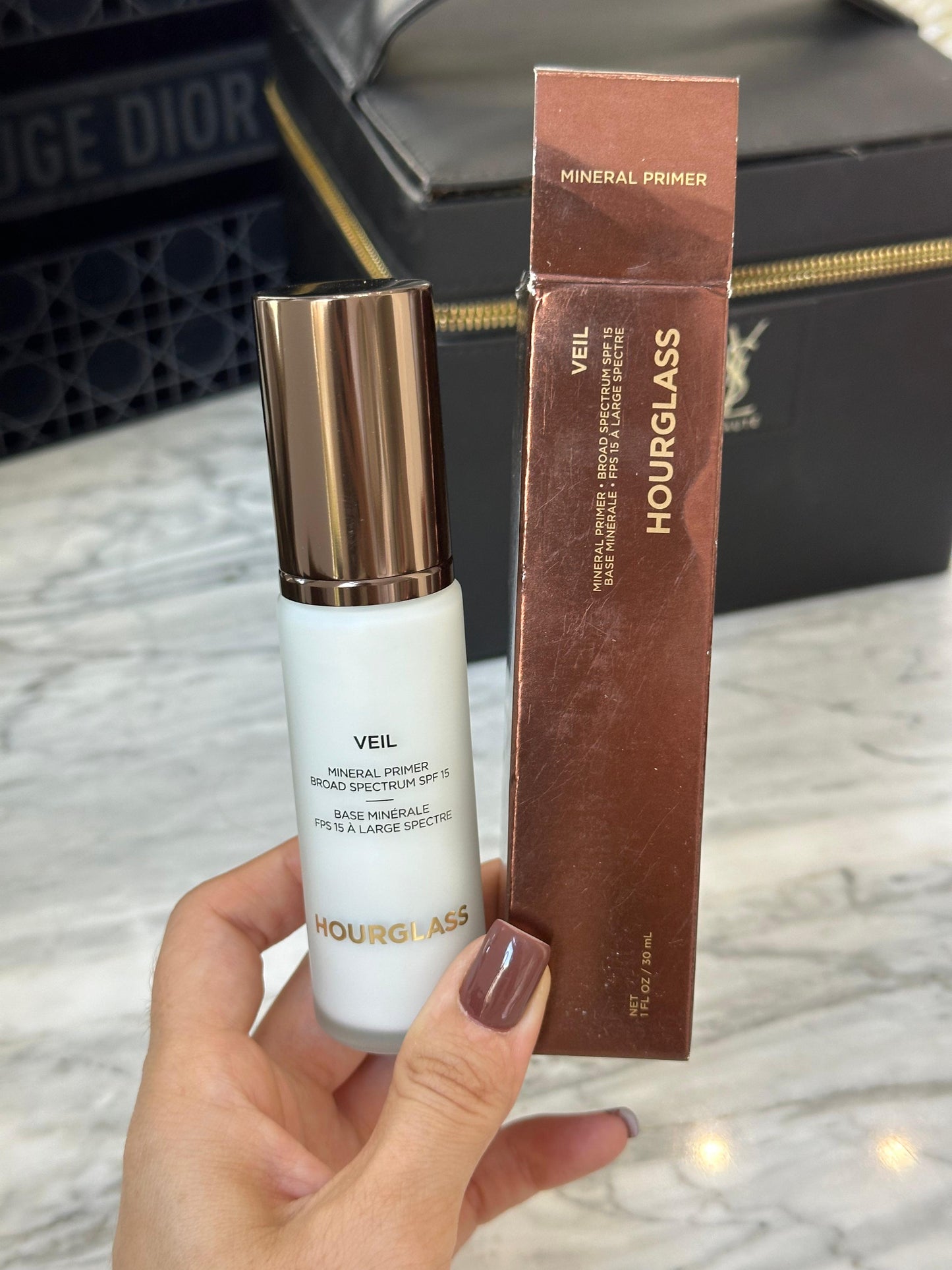 HOURGLASS Veil™ Mineral Primer SPF15