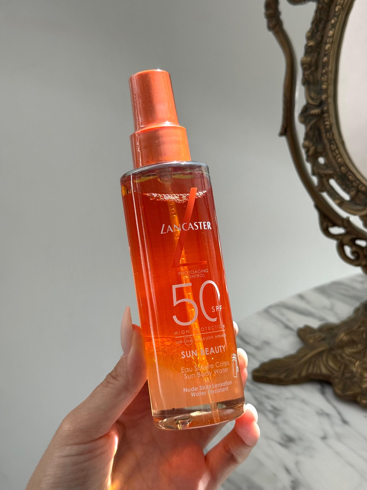 LANCASTER Sun Body Water Photoaging Control - High Protection SPF50