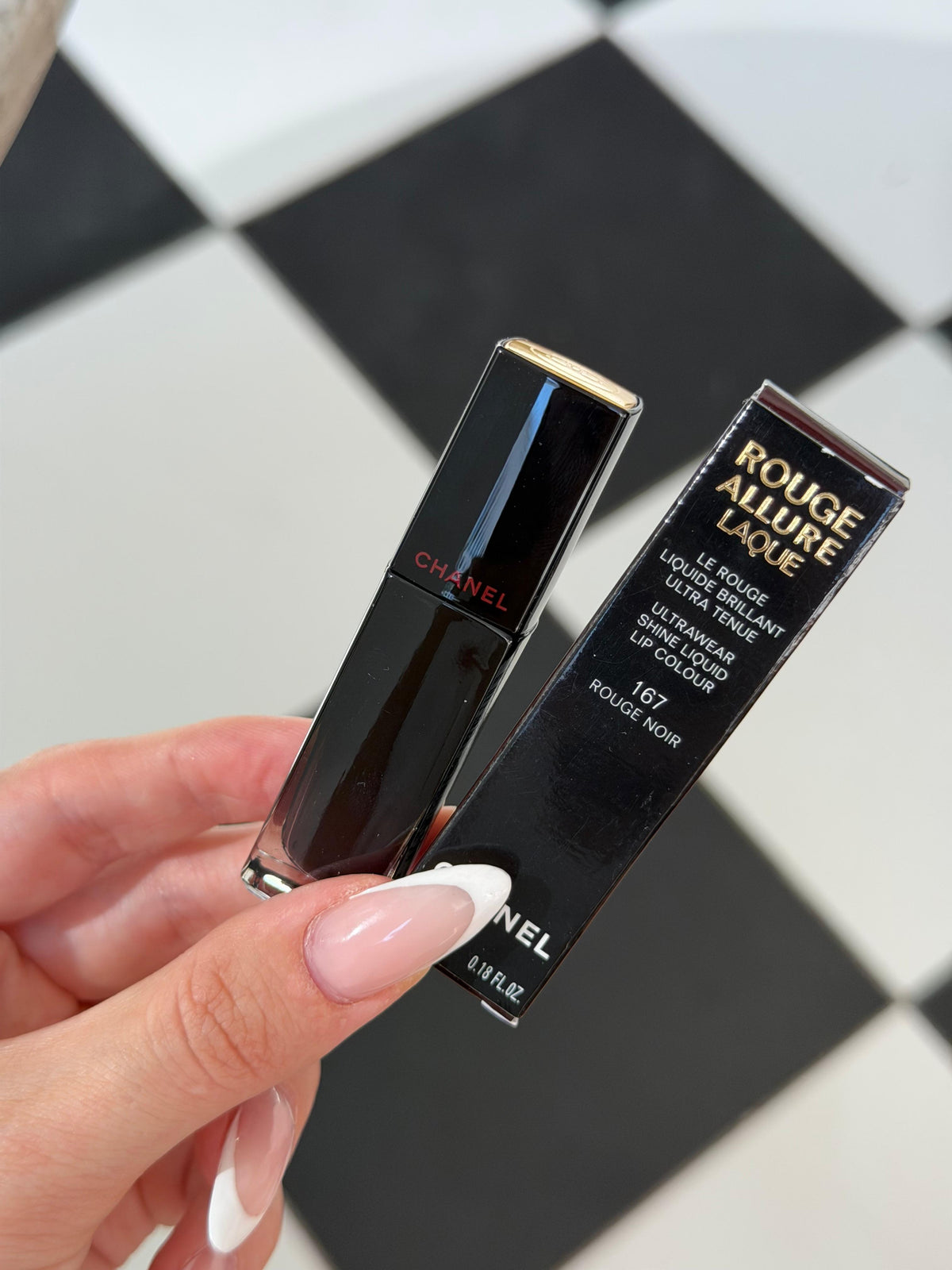 CHANEL Rouge Allure Laque (106)
Ultrawear Shine Liquid Lipstick