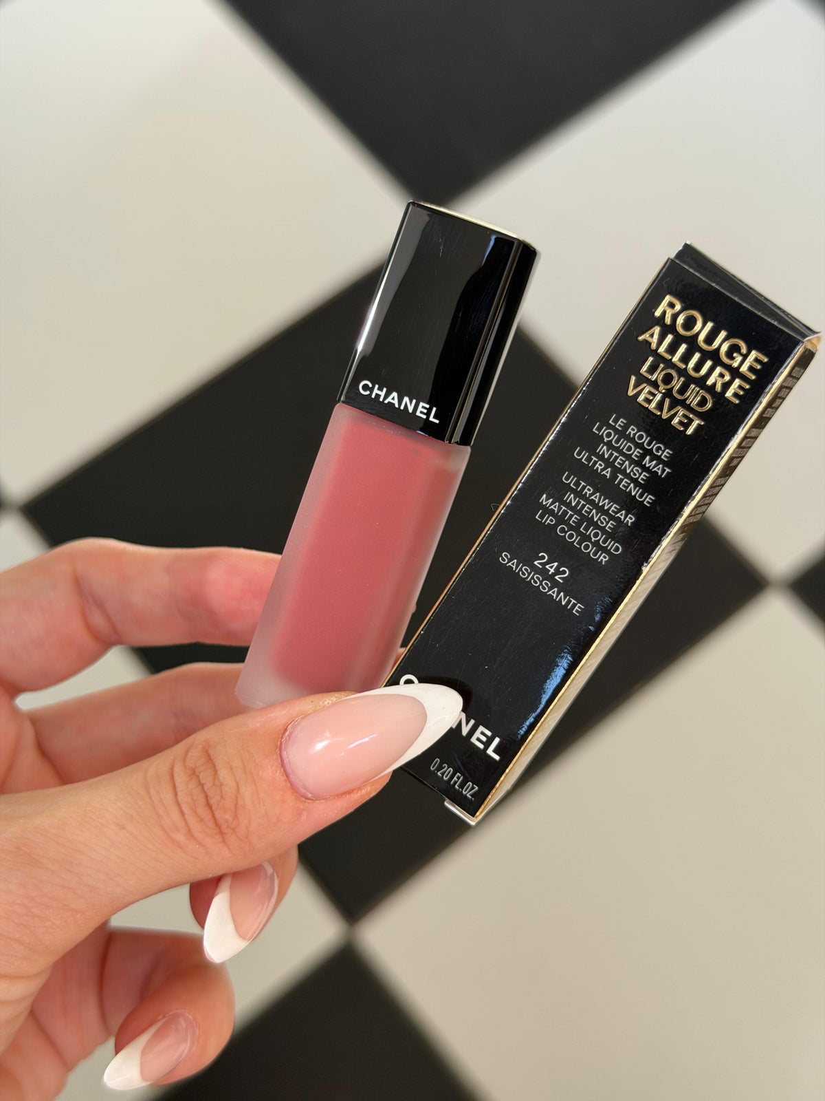 CHANEL Rouge Allure Liquid Velvet (242) - Ultrawear Intense Matte Liquid Lipstick
