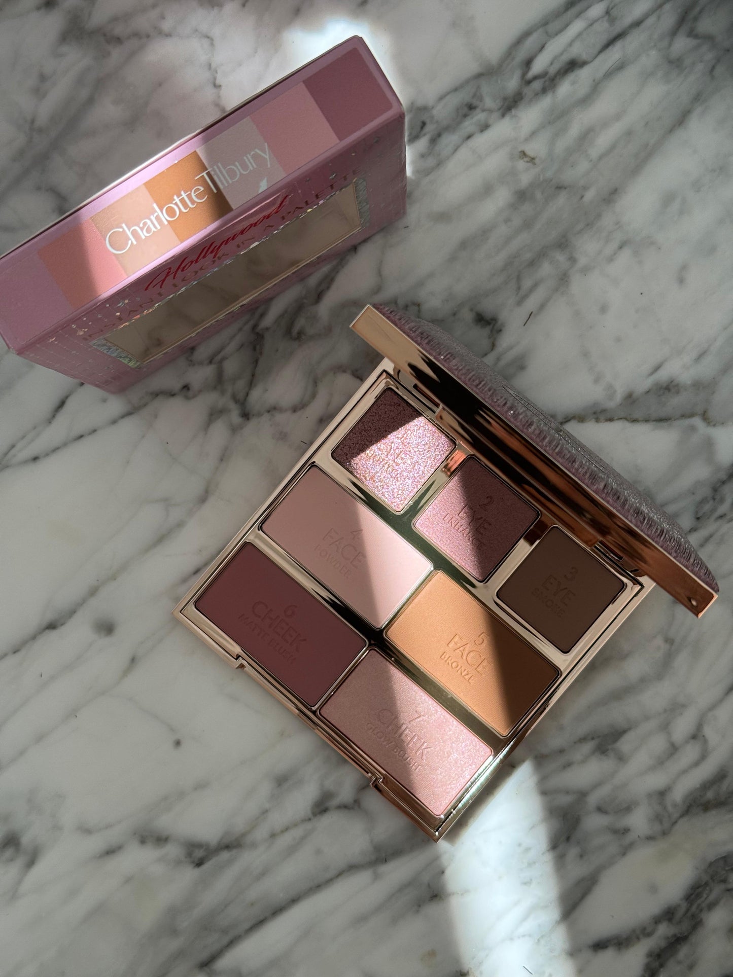 CHARLOTTE TILBURY Hollywood Instant Look In A Palette