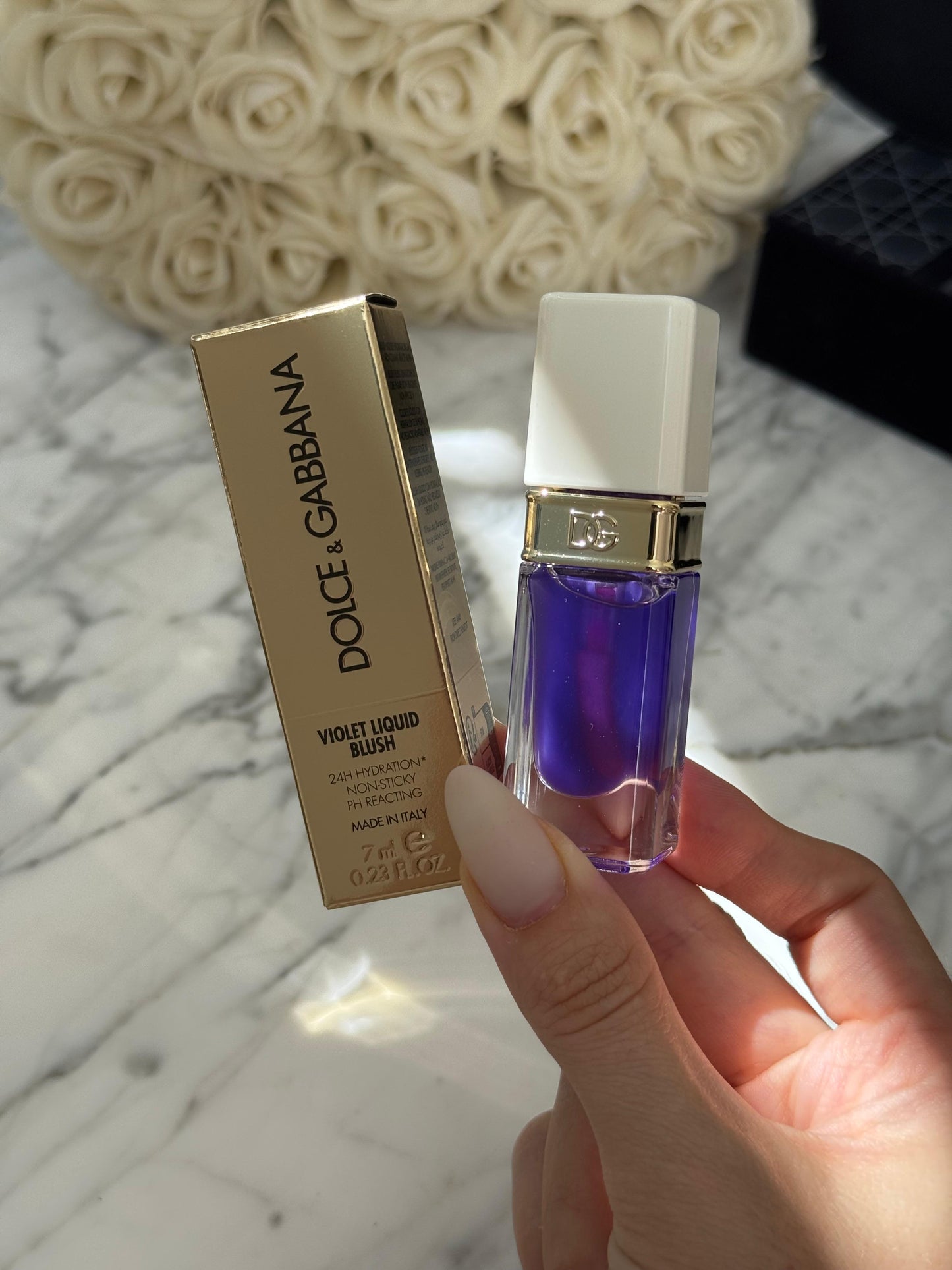 DOLCE & GABBANA Violet Liquid Blush
24H Hydrating Non-sticky pH Reacting
