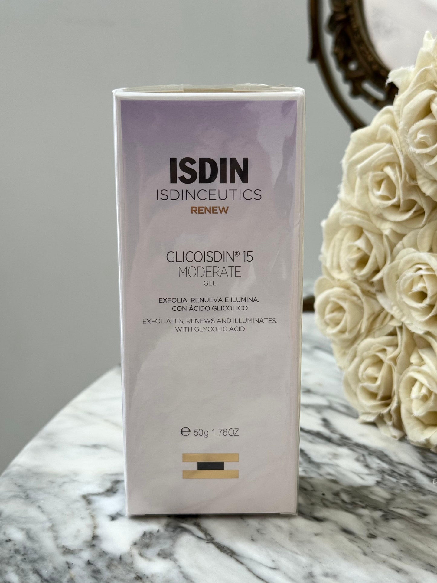 ISDIN Isdinceutics Glicoisdin® 15 Moderate
Exfoliating Glycolic Acid Facial Gel