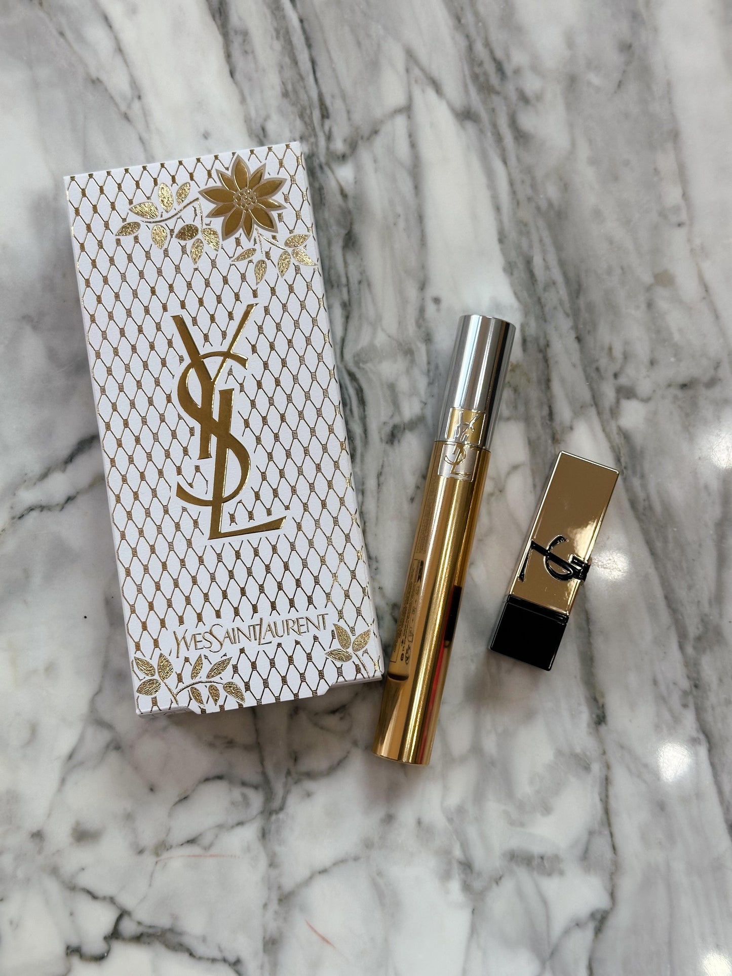 YSL Gift Set Mascara Volume Effet Faux Cils + Mini Rouge Pur Couture Nu Muse
