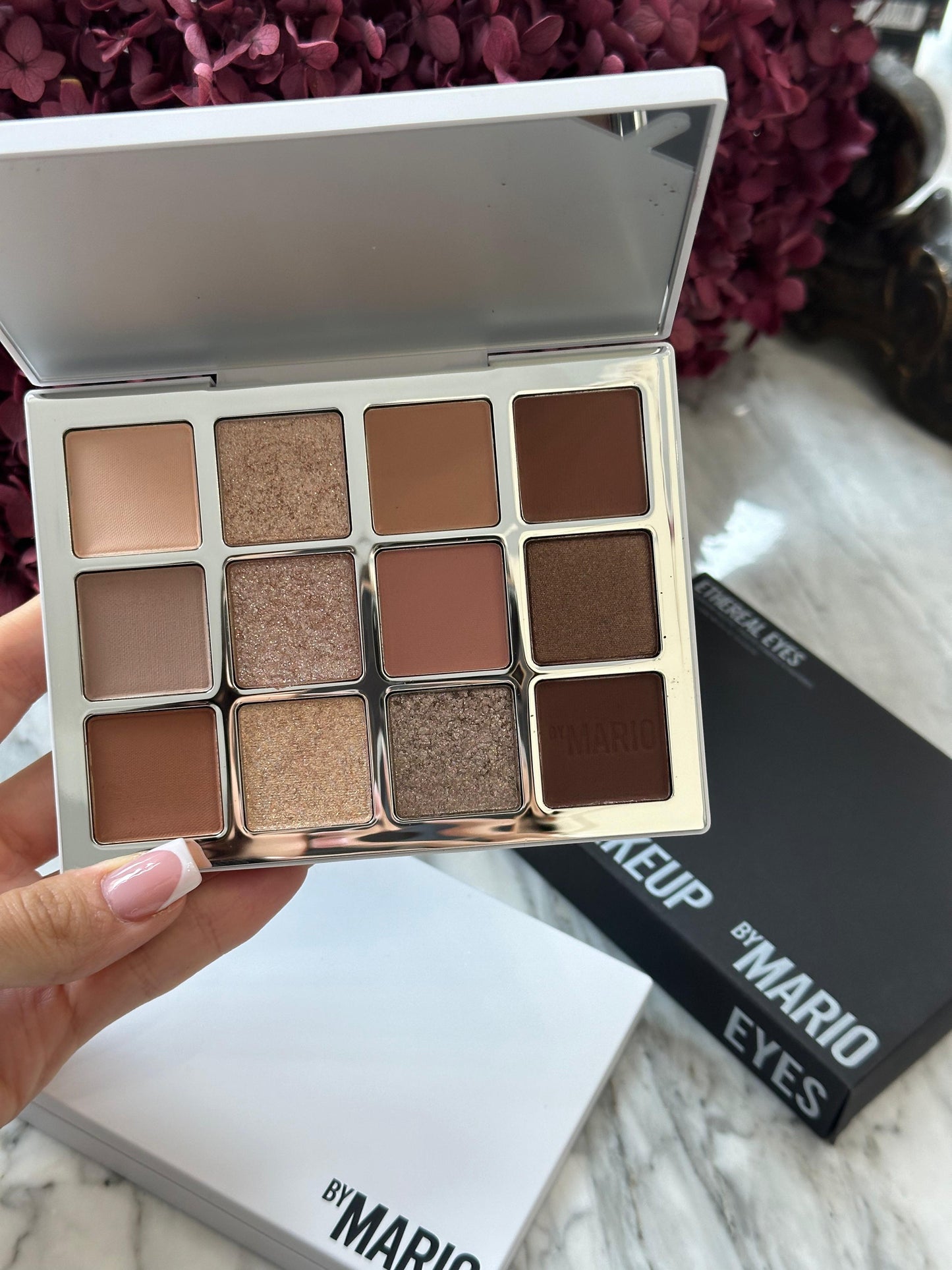 MAKEUP BY MARIO
Ethereal Eyes Eyeshadow Palette