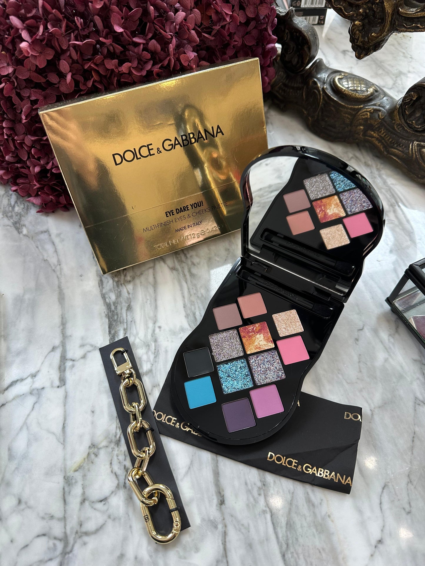 DOLCE&GABBANA Eye Dare You!
Multi-finish Eyes & Cheeks Palette