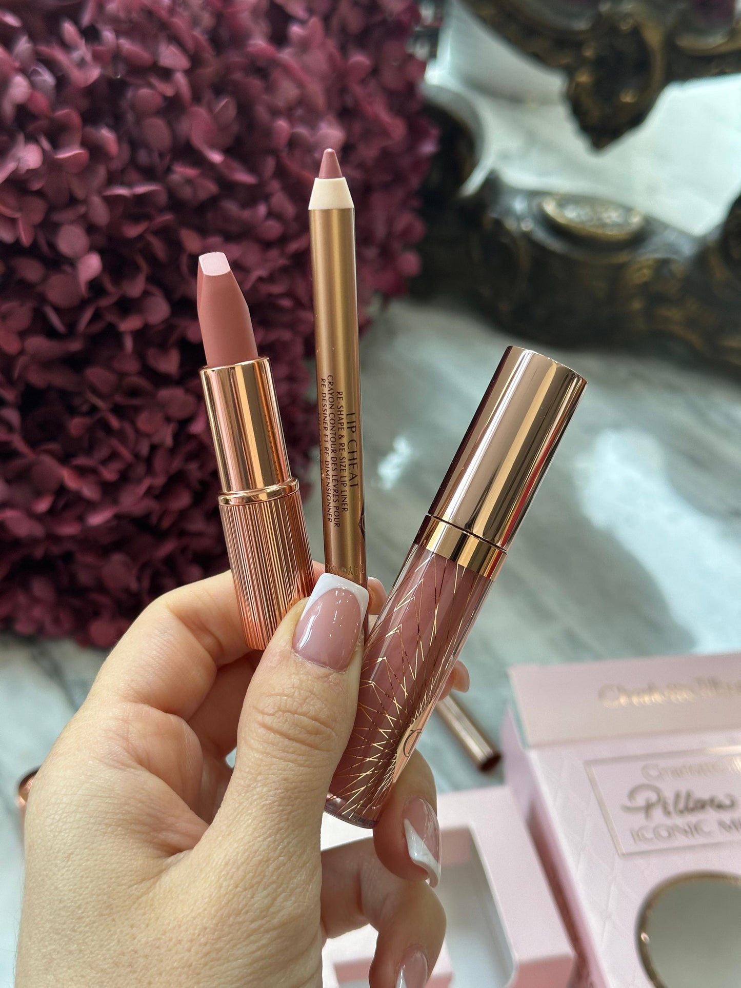 CHARLOTTE TILBURY
Pillow Talk Iconic Mini Lip Kit
Limited Edition