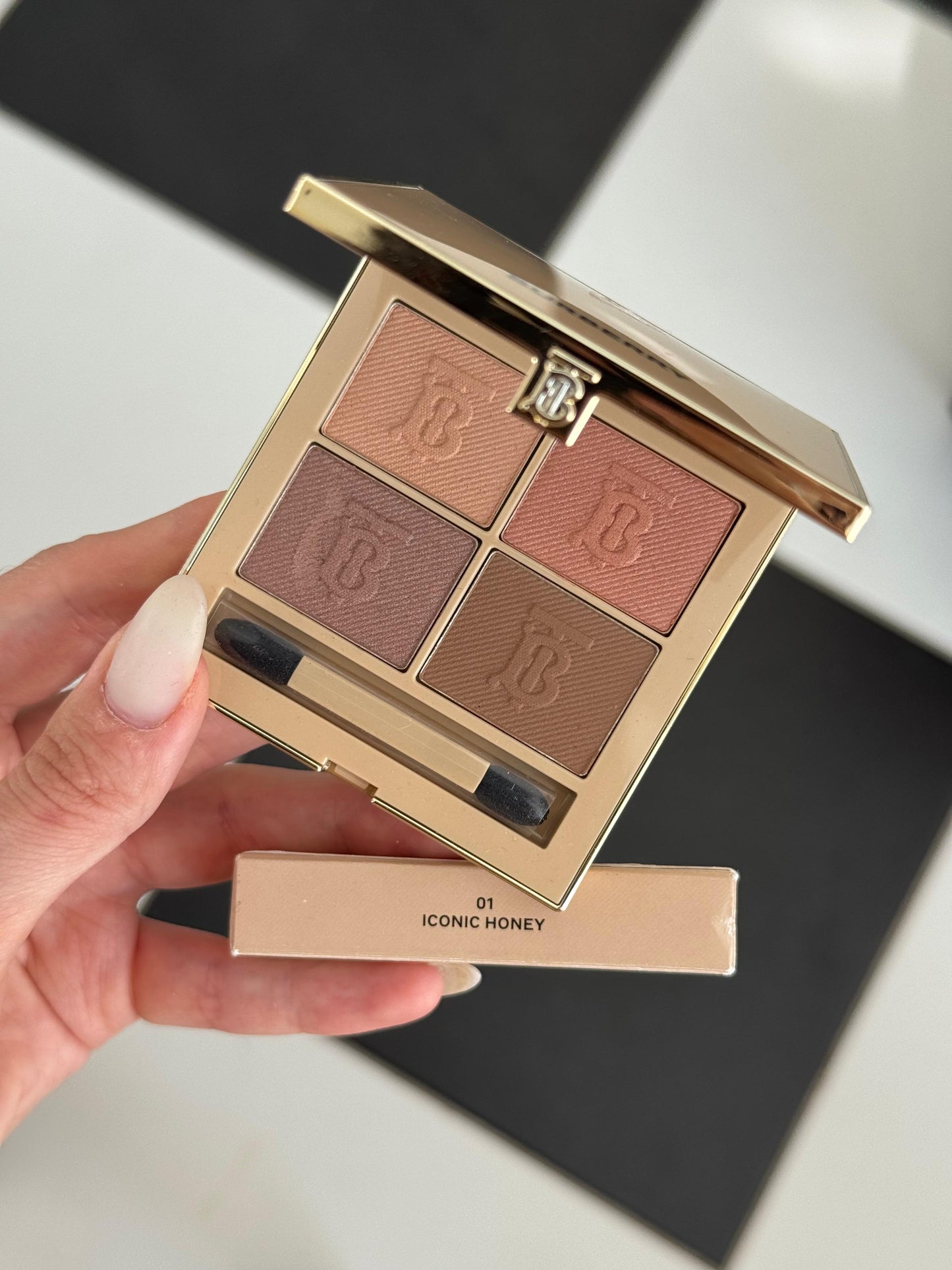 BURBERRY Eye Quad Eyeshadow Palette - Iconic Honey