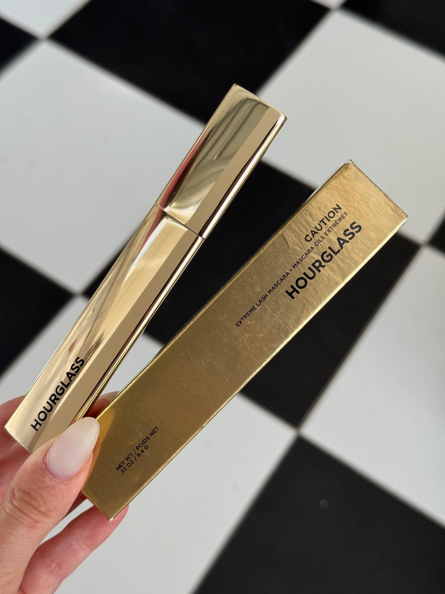 HOURGLASS Caution Extreme Lash Mascara