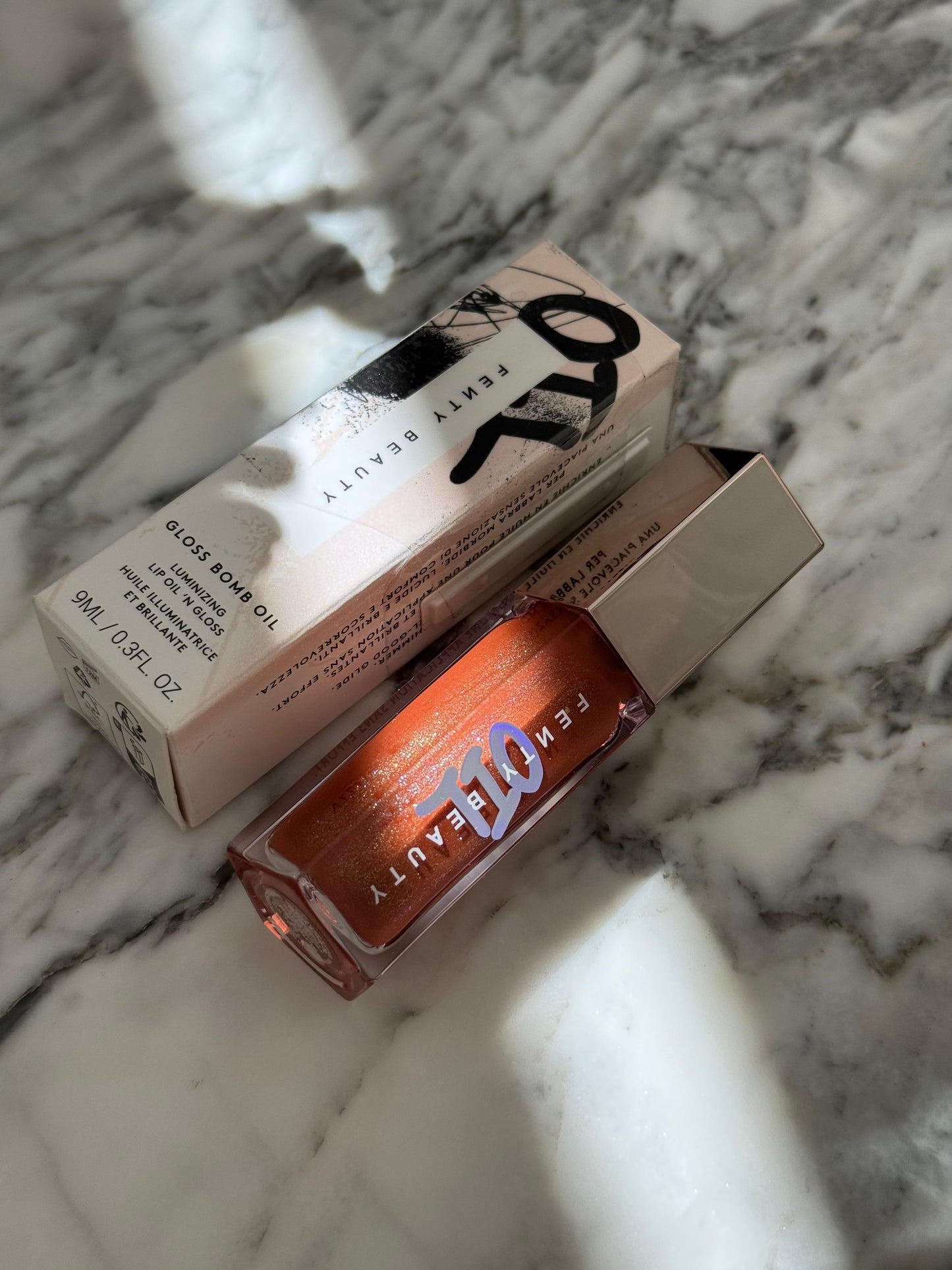 FENTY Gloss Bomb Oil Luminizing Lip Oil ‘N Gloss (06)