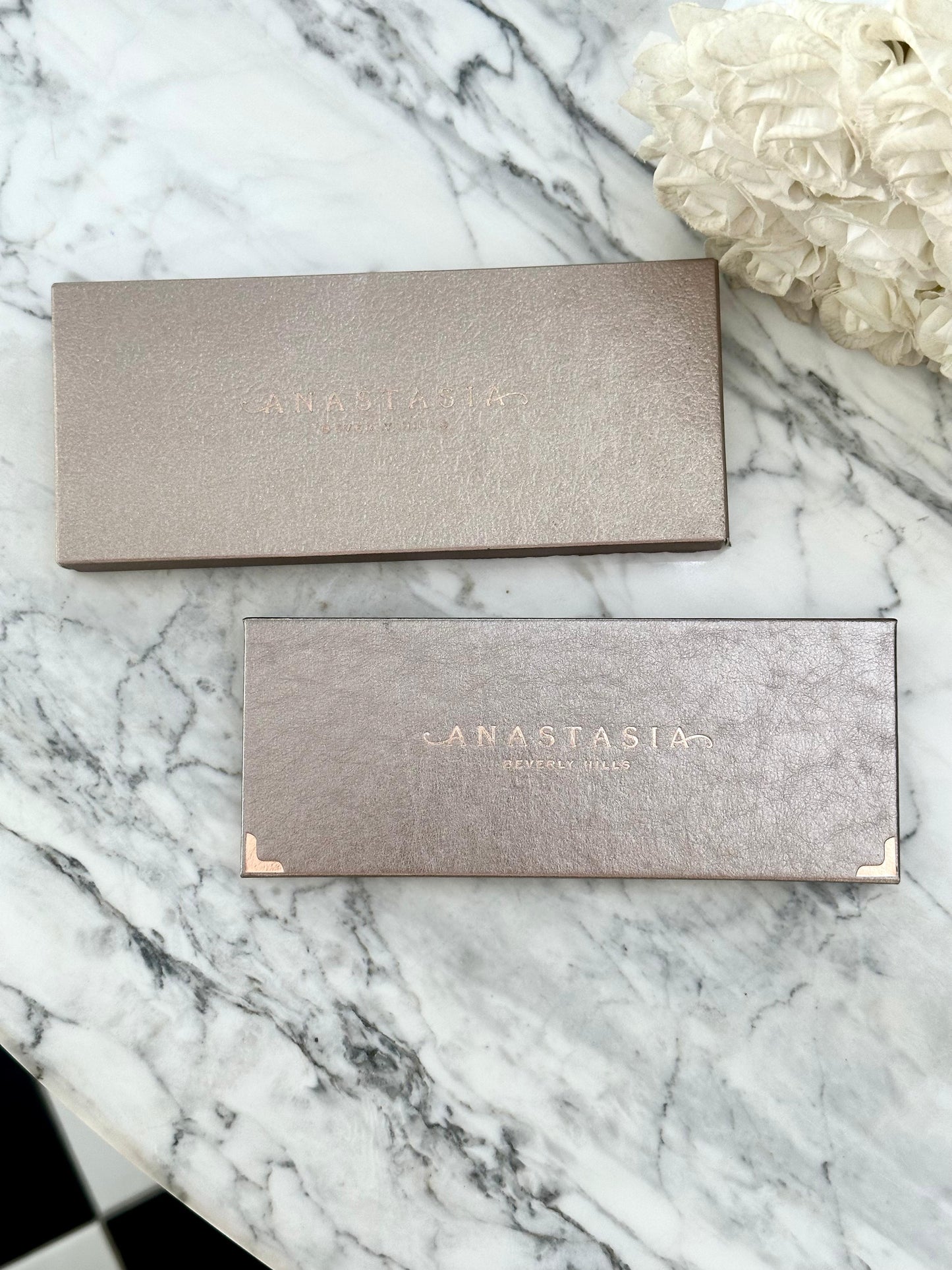 ANASTASIA BEVERLY HILLS Rose Metals Palette