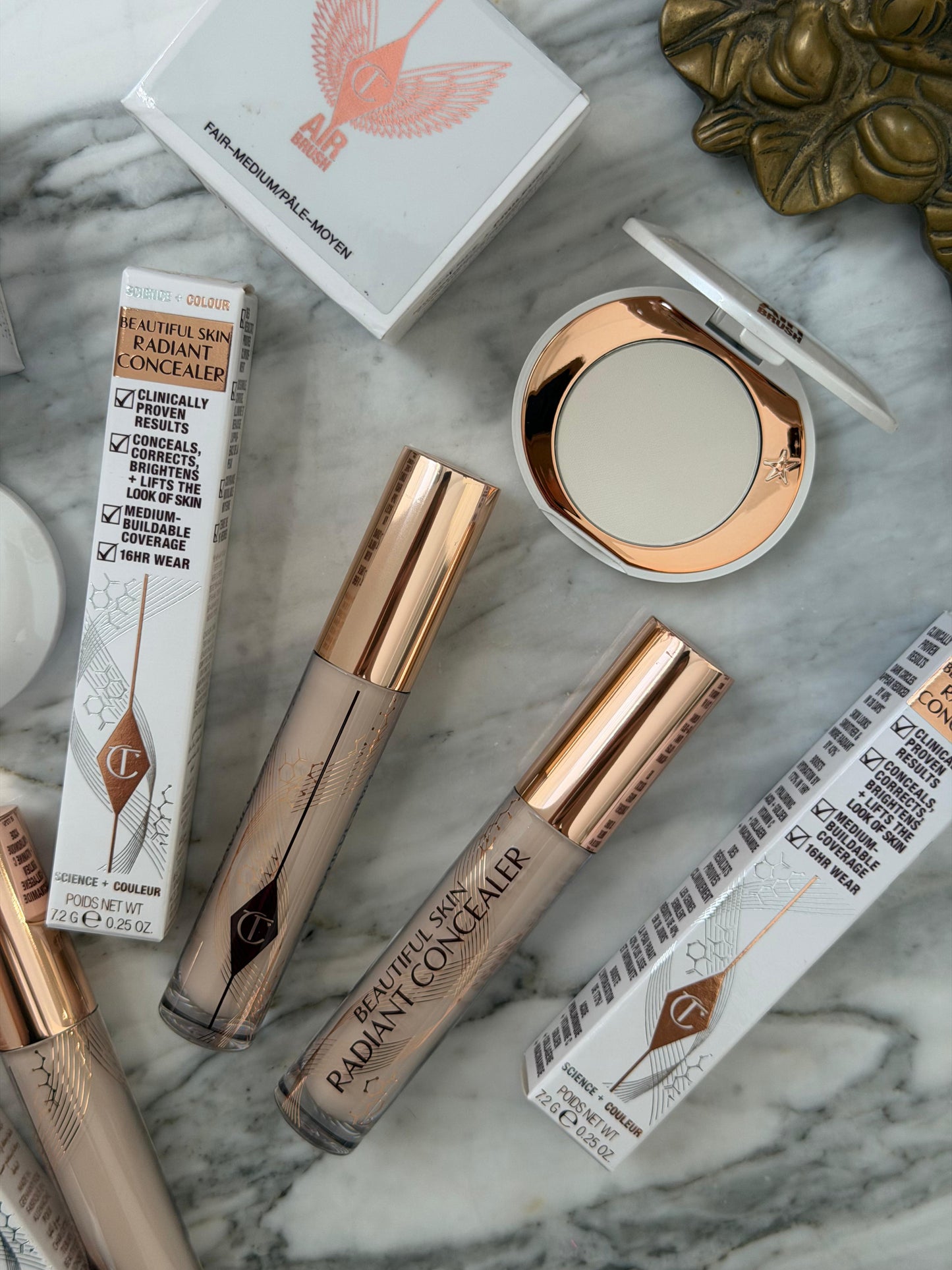 CHARLOTTE TILBURY Airbrush Brightening Flawless Finish - Fair-Medium