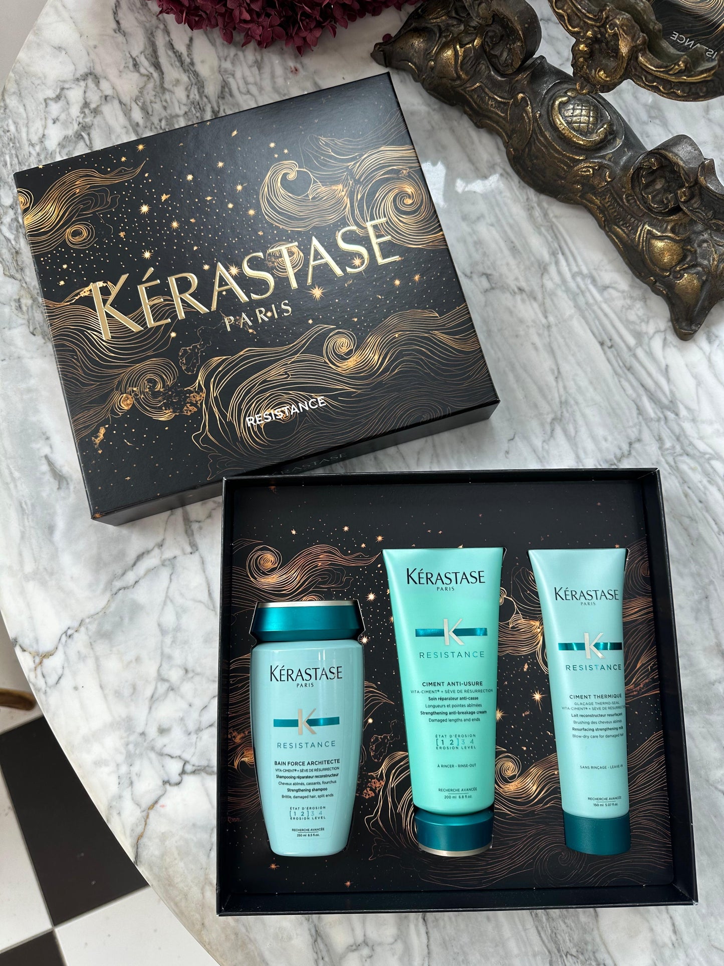 KÉRASTASE Résistance
Gift Set 3-Step Repairing Routine For Damaged Hair