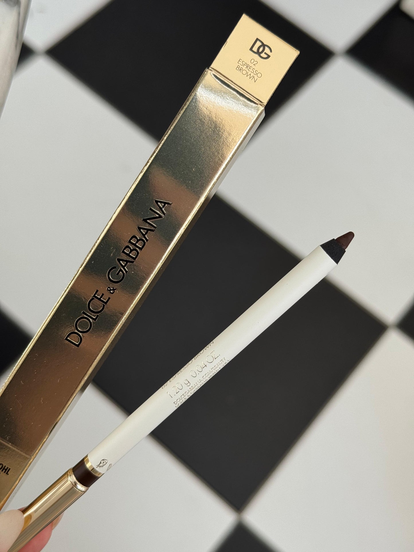 DOLCE&GABBANA Sleek Khol Glider
10H Lasting Intense Color Eye Pencil