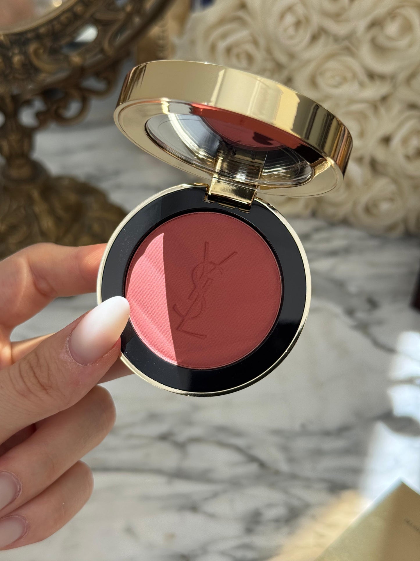 YSL Make Me Blush - Bold Blurring Blush (37)