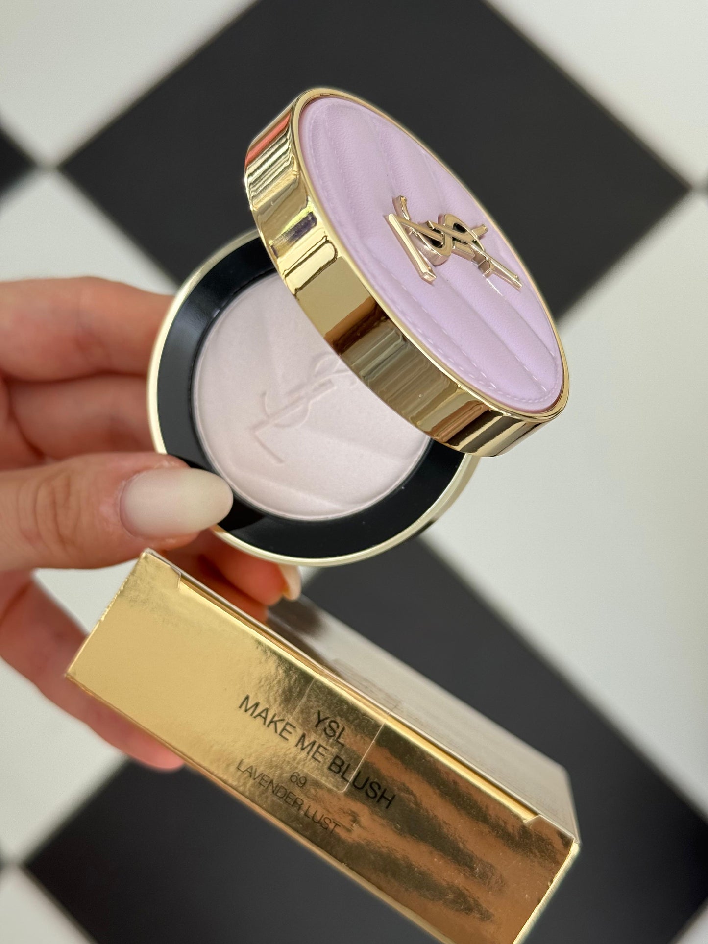 YSL Make Me Blush - Bold Blurring Blush (69)