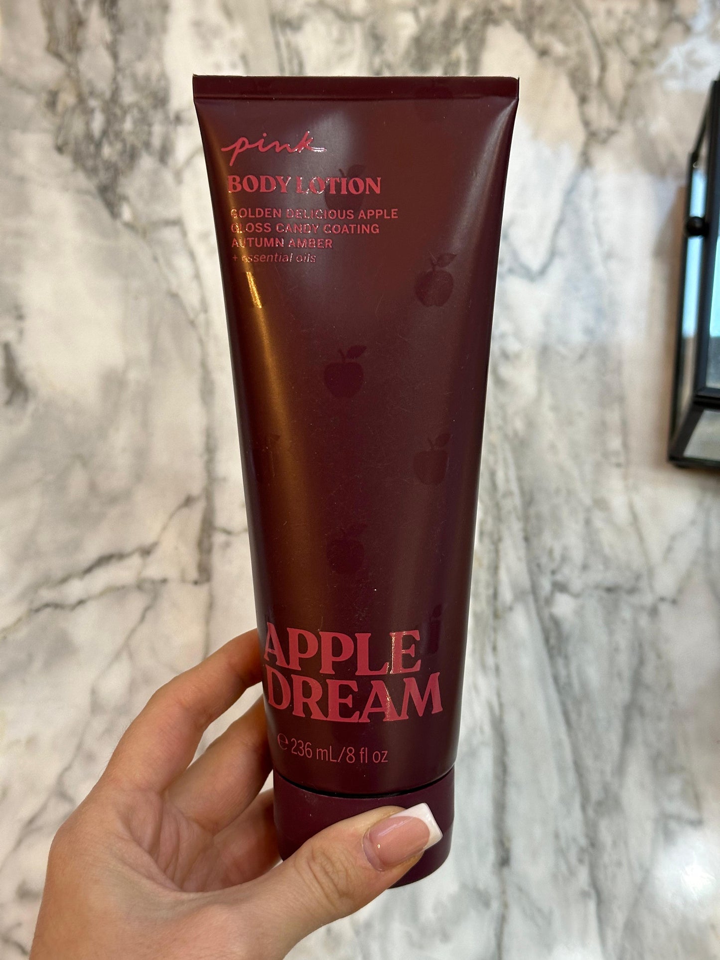 VICTORIA’S SECRET
Apple Dream - Fall Classics Body Lotion