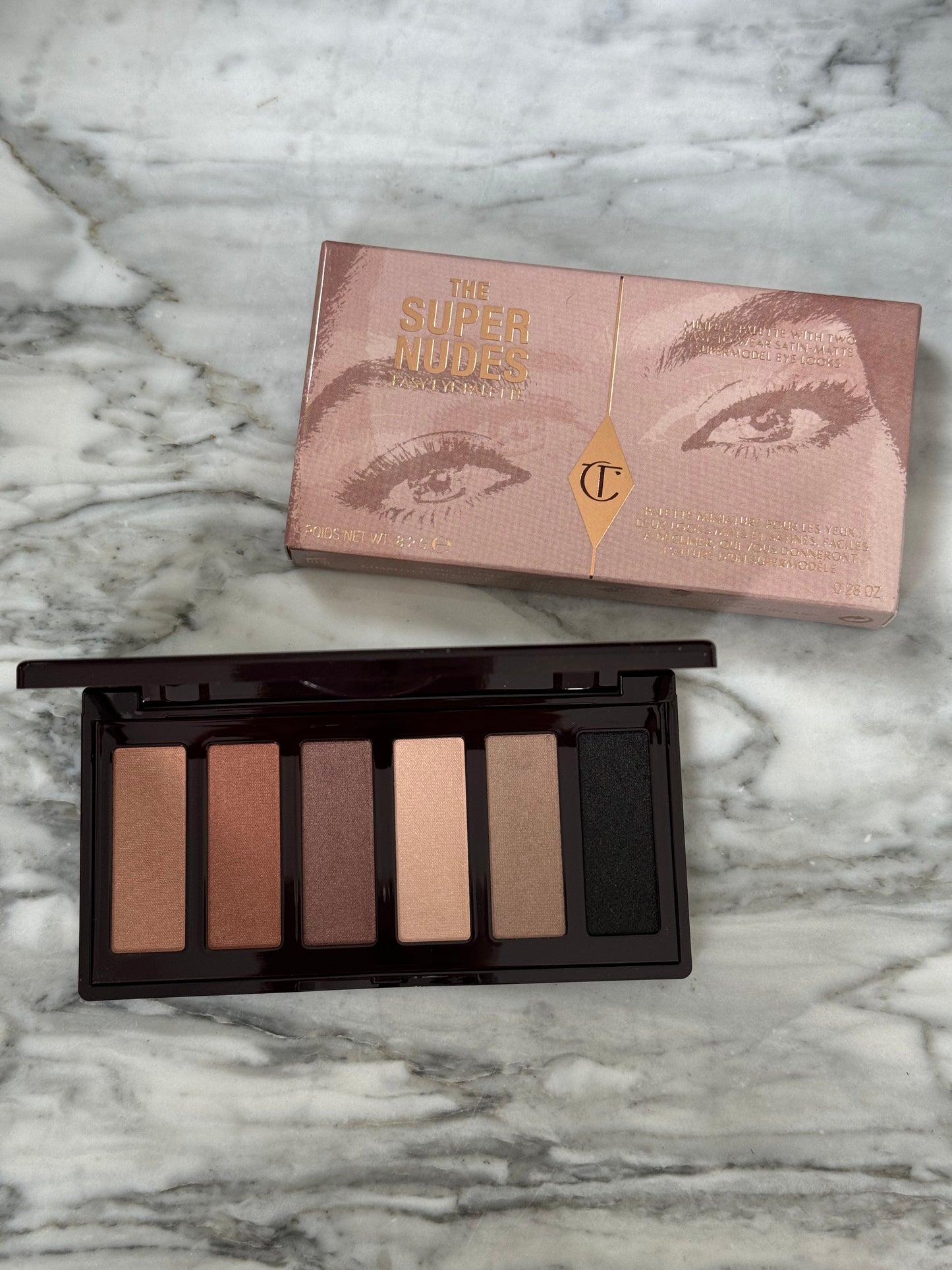 CHARLOTTE TILBURY
Super Nudes Easy Eyeshadow Palette