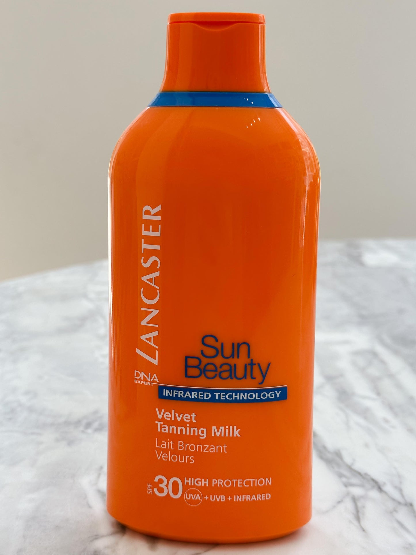 LANCASTER Sun Beauty Body Velvet Milk SPF30