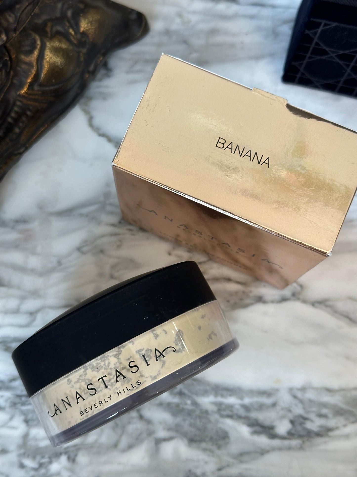 ANASTASIA BEVERLY HILLS
Loose Setting Powder - Banana