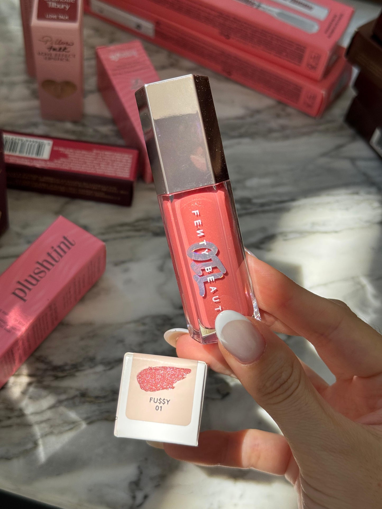 FENTY Gloss Bomb Oil Luminizing Lip Oil ‘N Gloss (01)