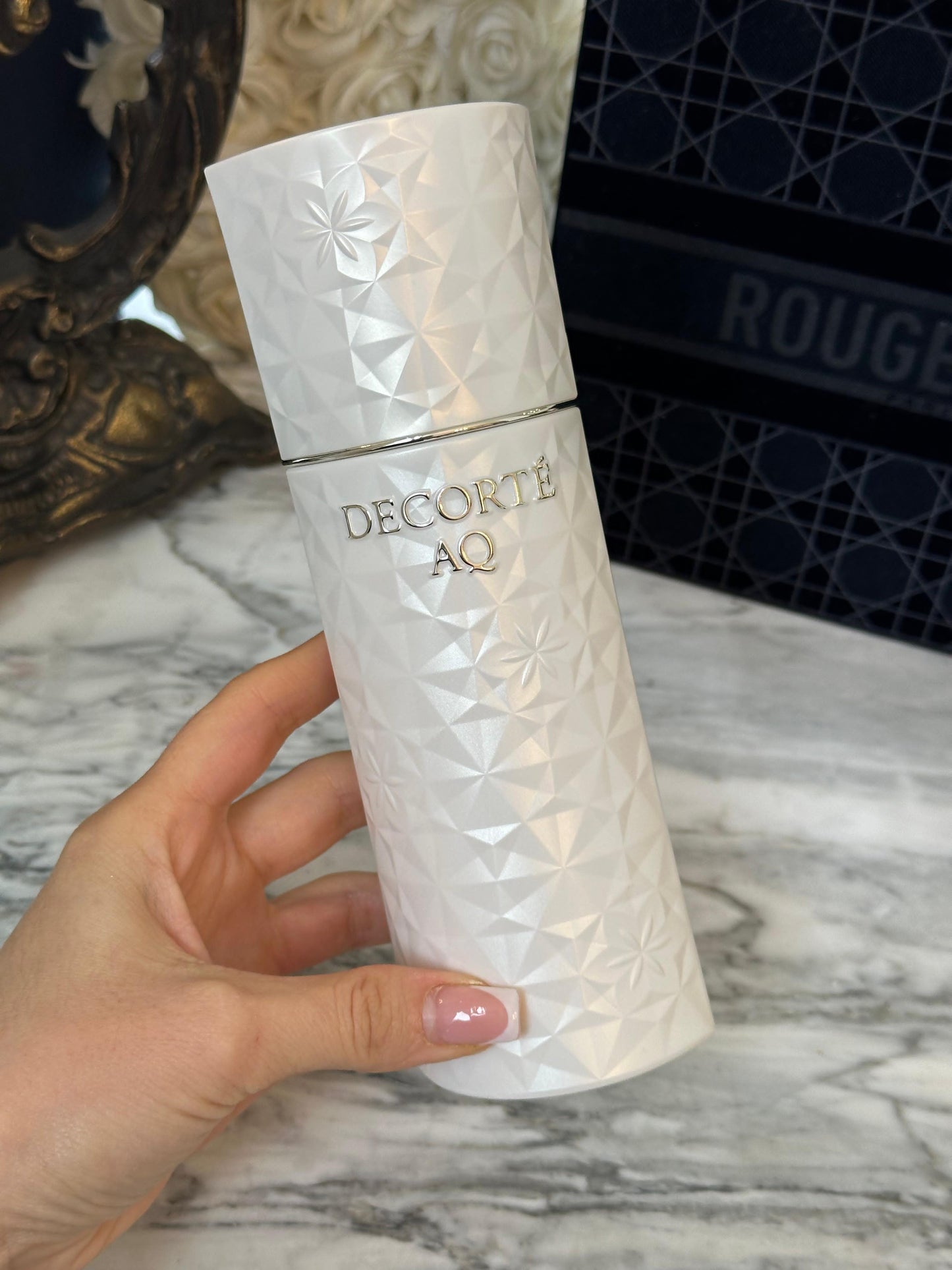 DECORTÉ Cosme AQ Absolute Softening Emulsion Extra Rich