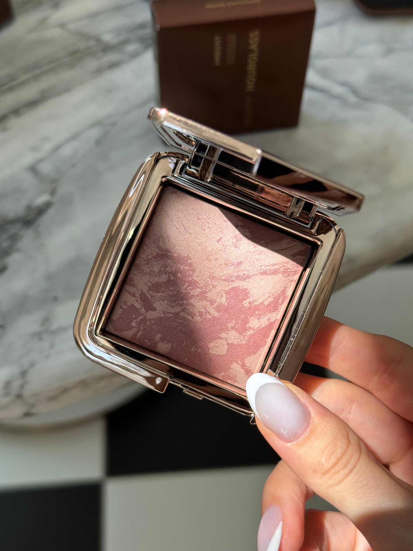 HOURGLASS Ambient Lighting Blush - Mood Exposure