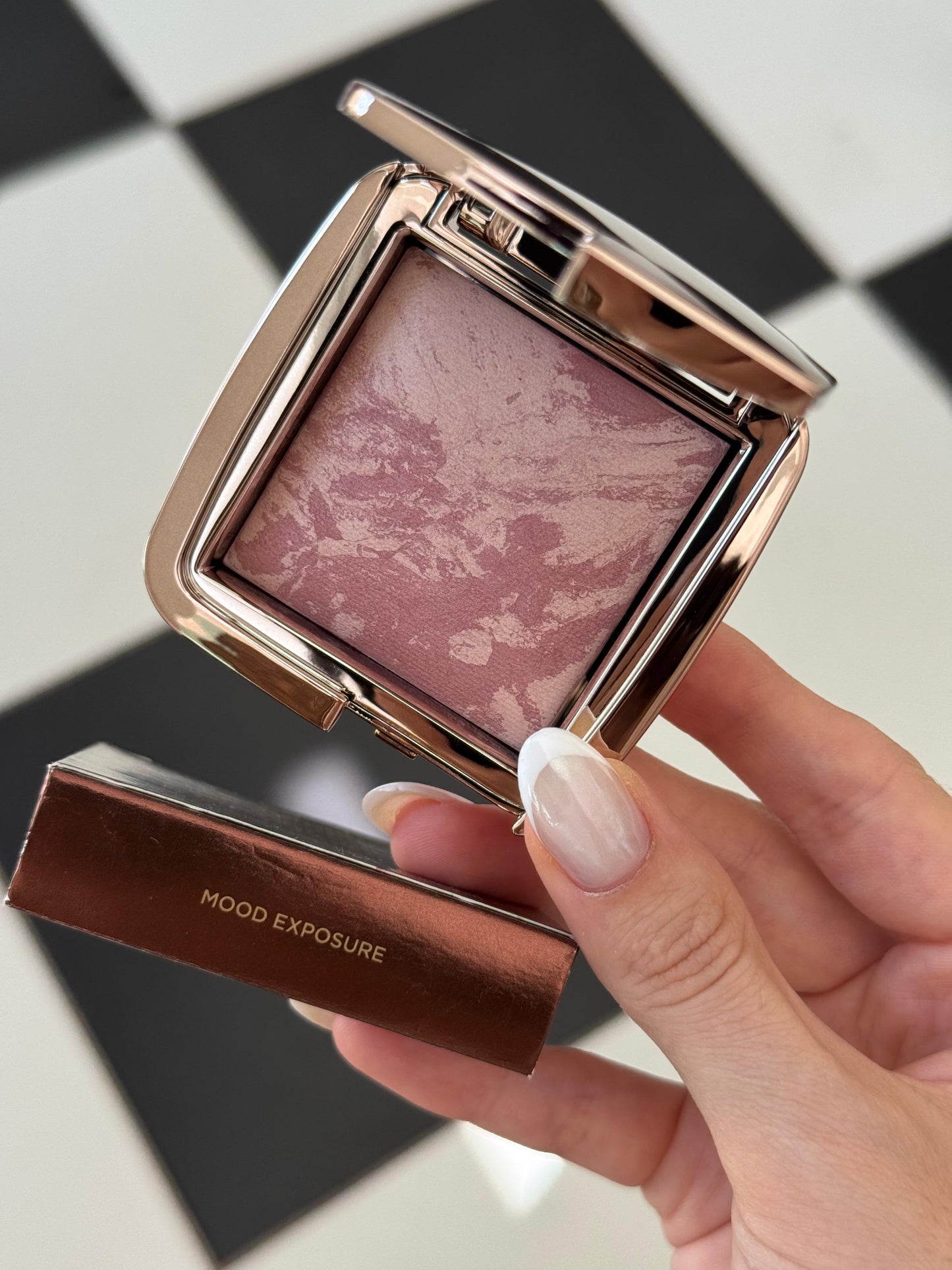 HOURGLASS Ambient Lighting Blush - Mood Exposure